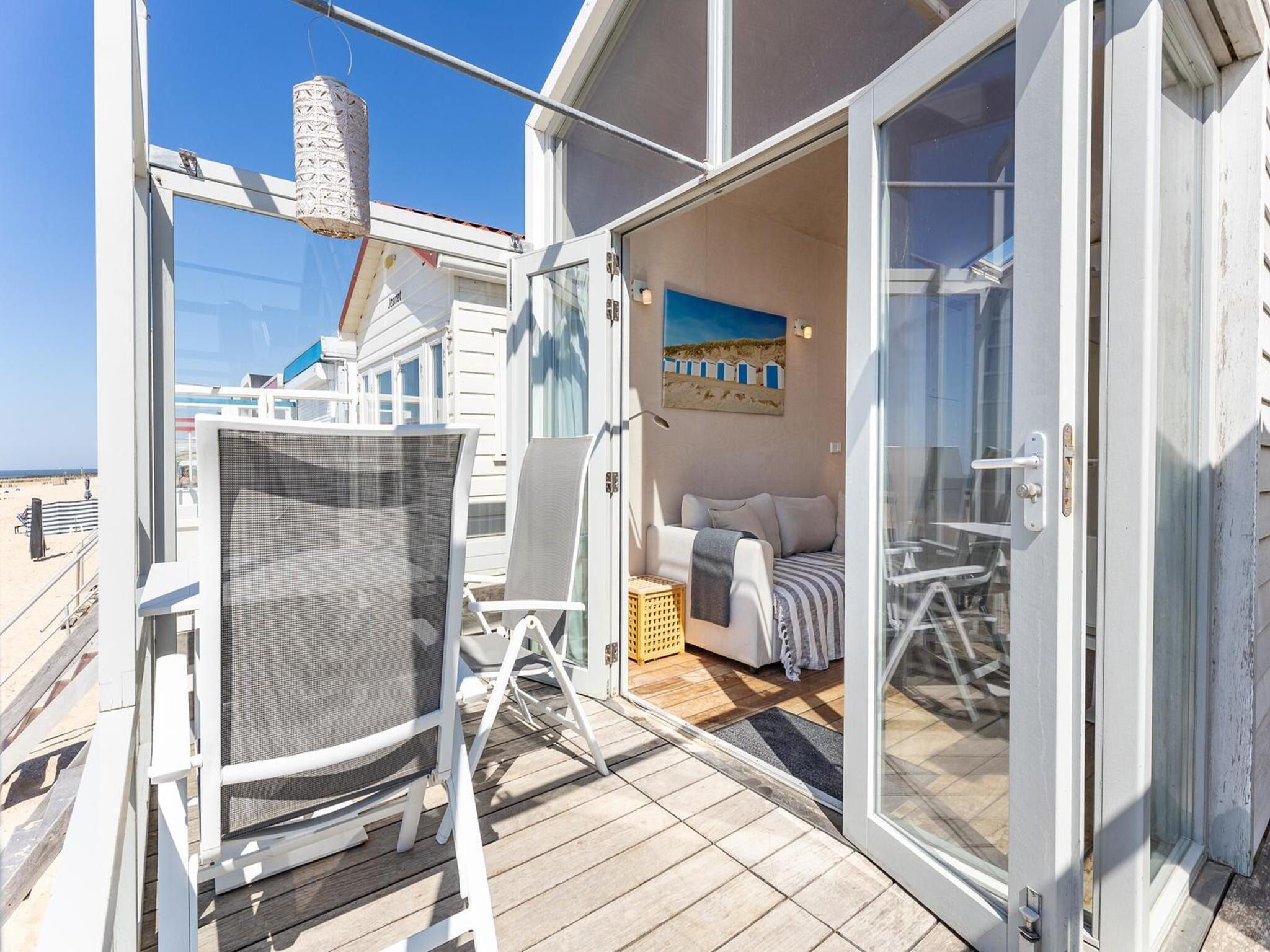 Het terras van Sleep beachhouse - Beach Dishoek 37 I Dishoek in Koudekerke