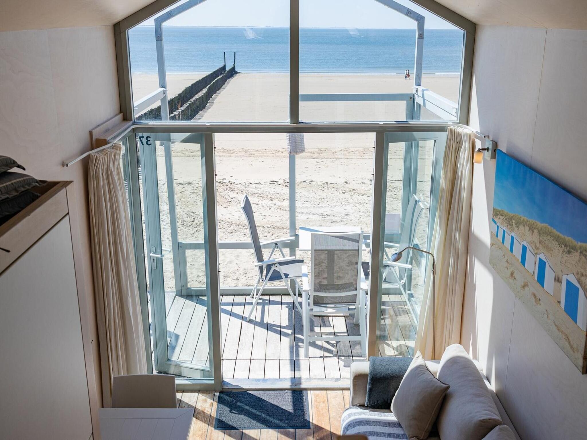 De woonkamer van Sleep beachhouse - Beach Dishoek 37 I Dishoek in Koudekerke