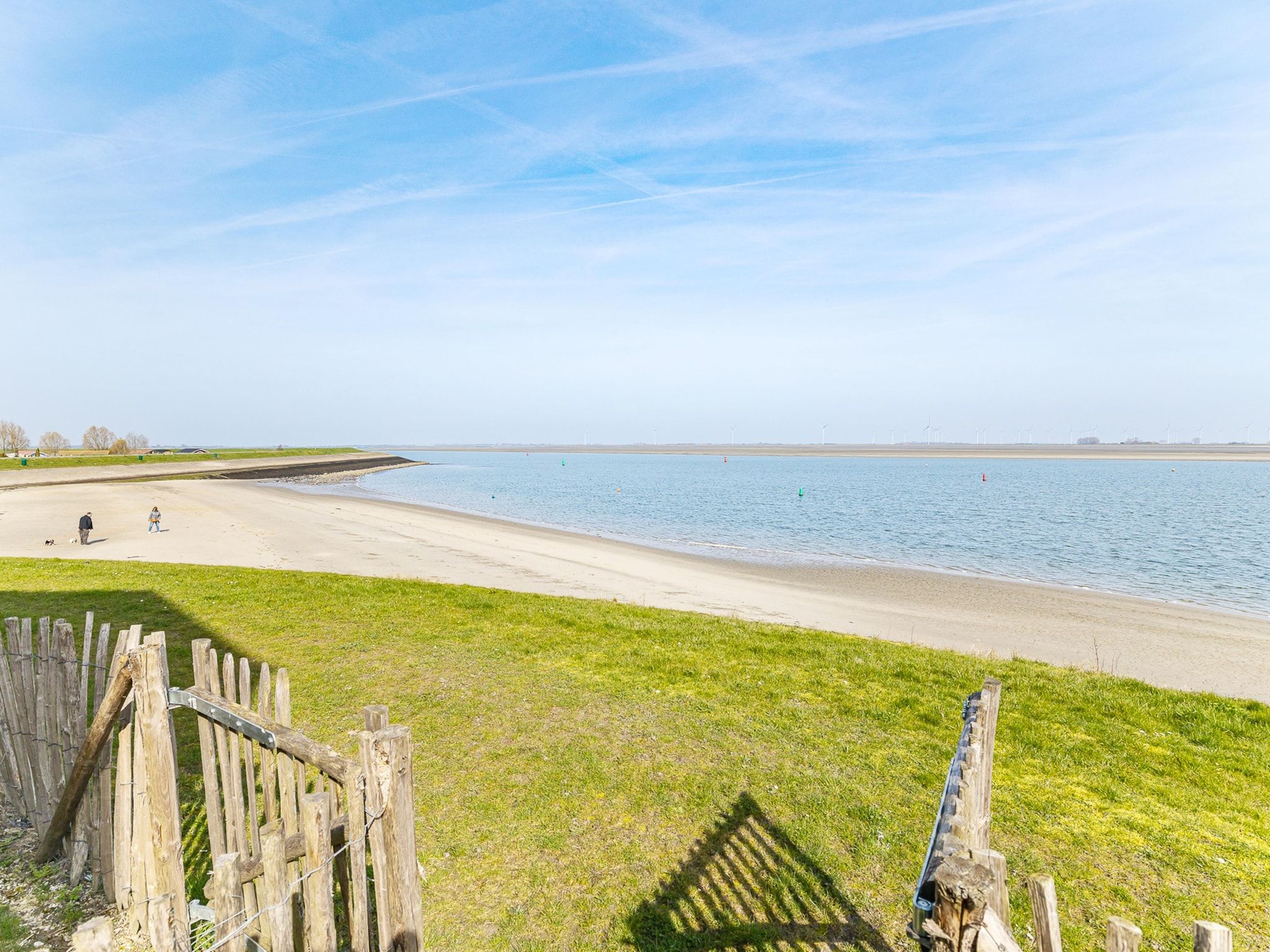 Het uitzicht vanaf Vakantiewoning aan het strand - met tuin en terras | Nr. 20 | 2 Pers. | Vista Maris in Sint-Annaland