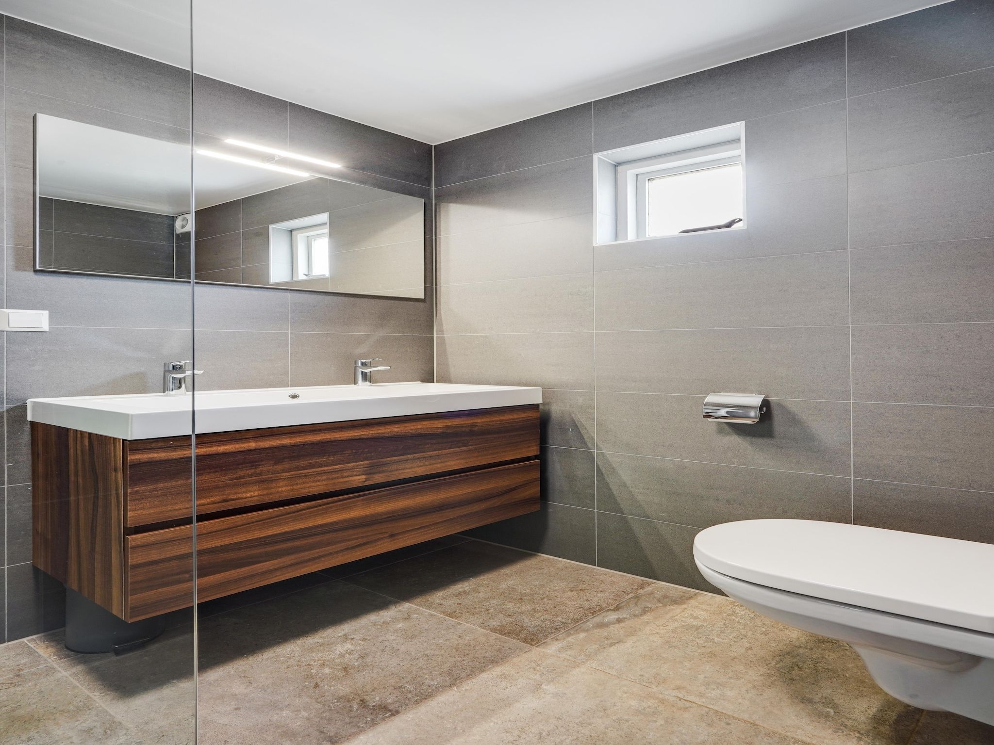 De badkamer van kijkduinpark home in Den Haag