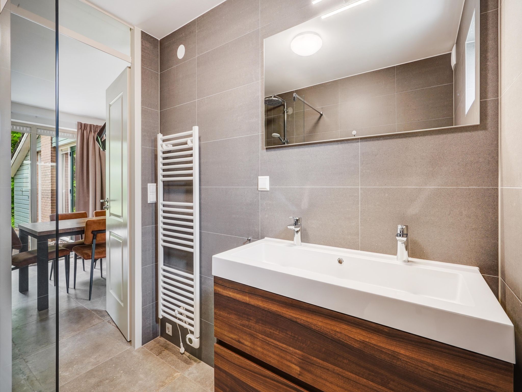 De badkamer van kijkduinpark home in Den Haag