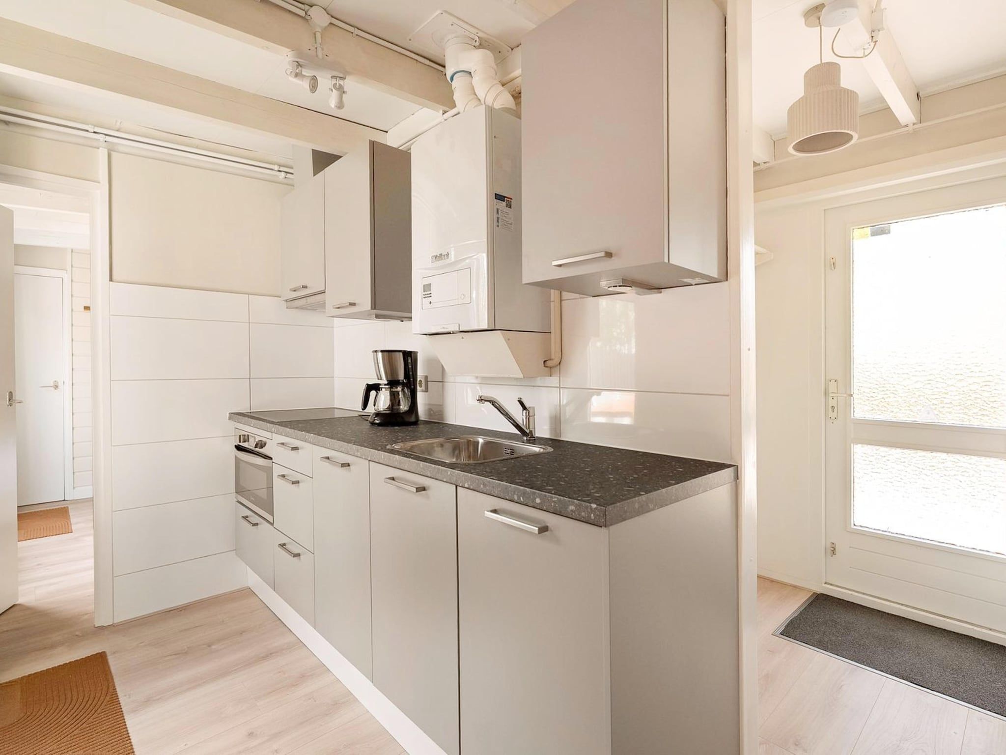 De keuken van Duinland 118 in Sint Maartensvlotbrug