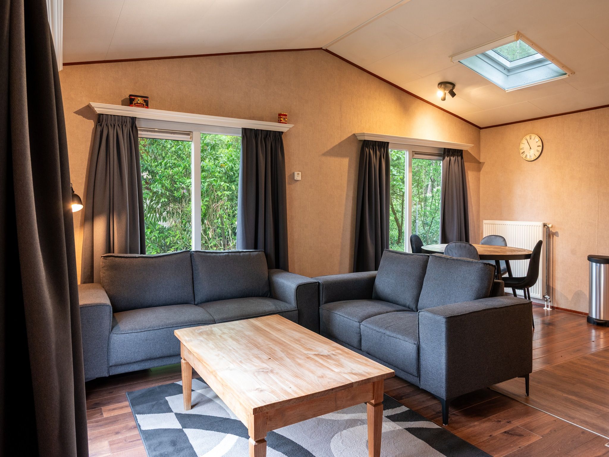 De woonkamer van Vakantie home Coevorderweg in Stegeren