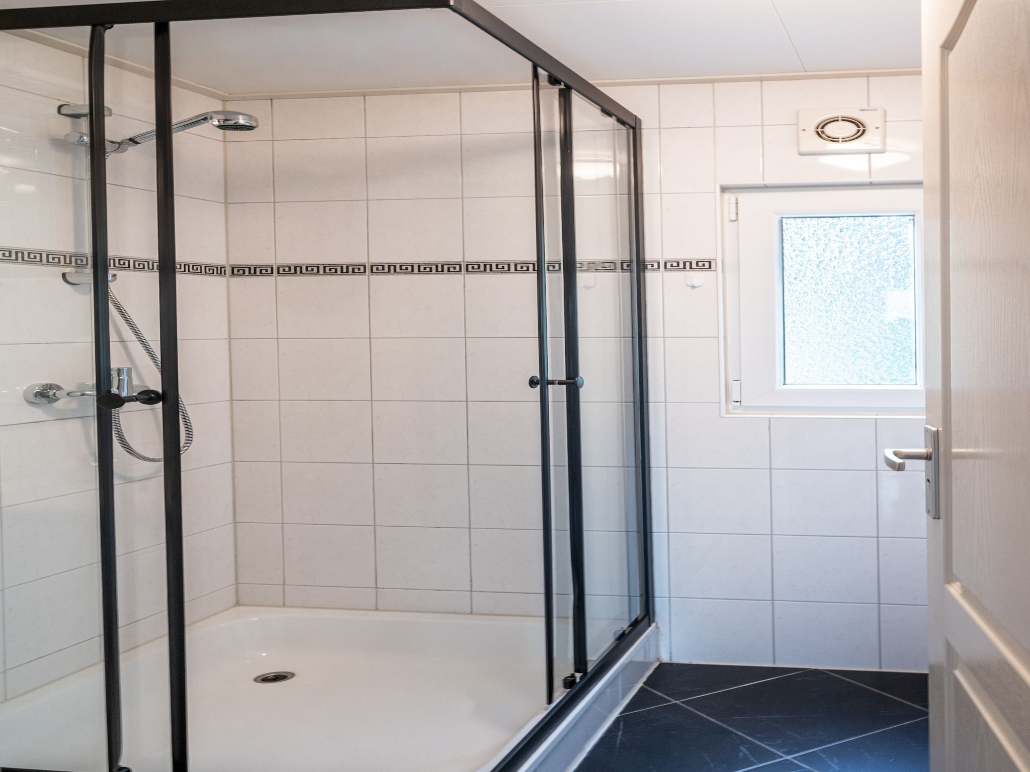 De badkamer van Vakantie home Coevorderweg in Stegeren