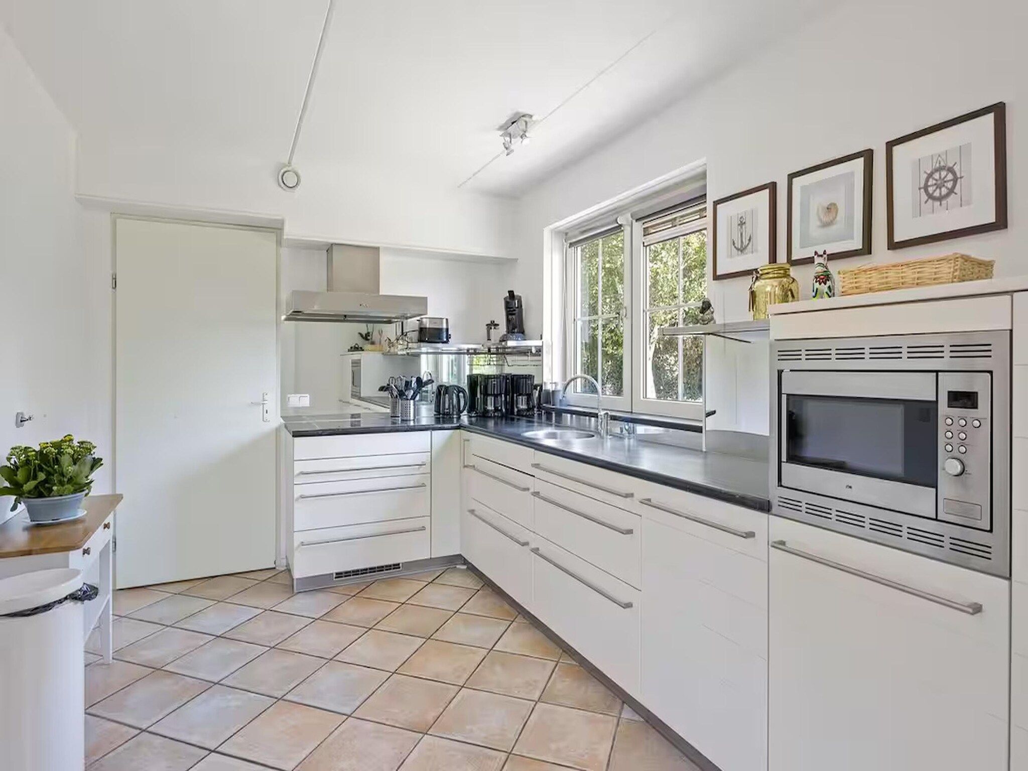 De keuken van Villa in Makkum in Makkum