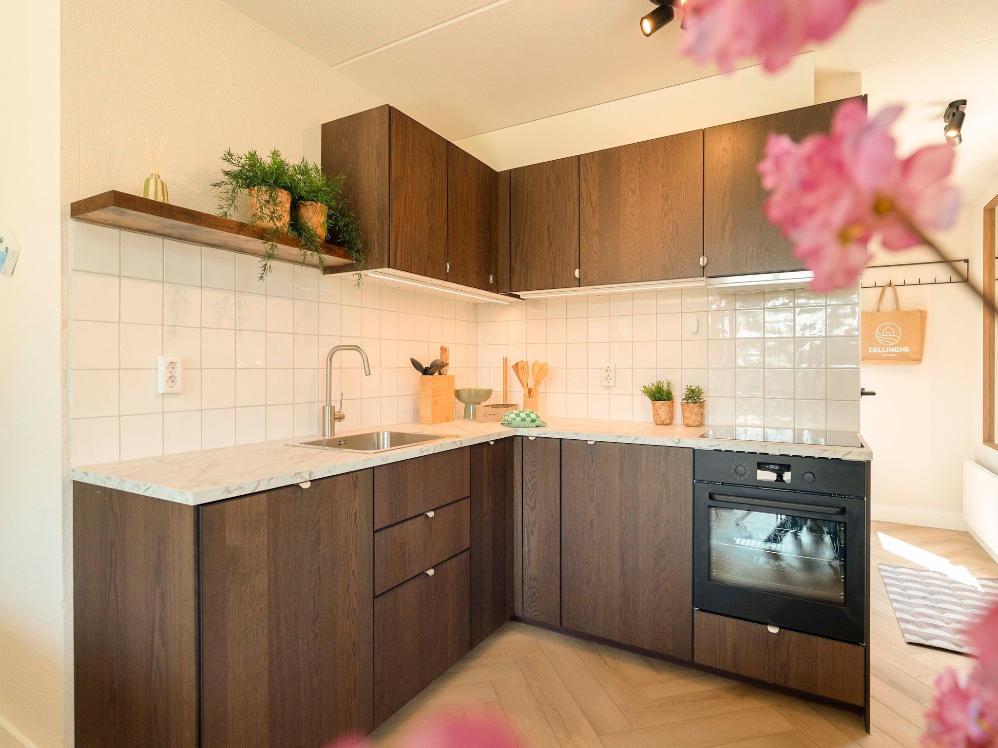 De keuken van Strandslag Bungalow 68 in Julianadorp