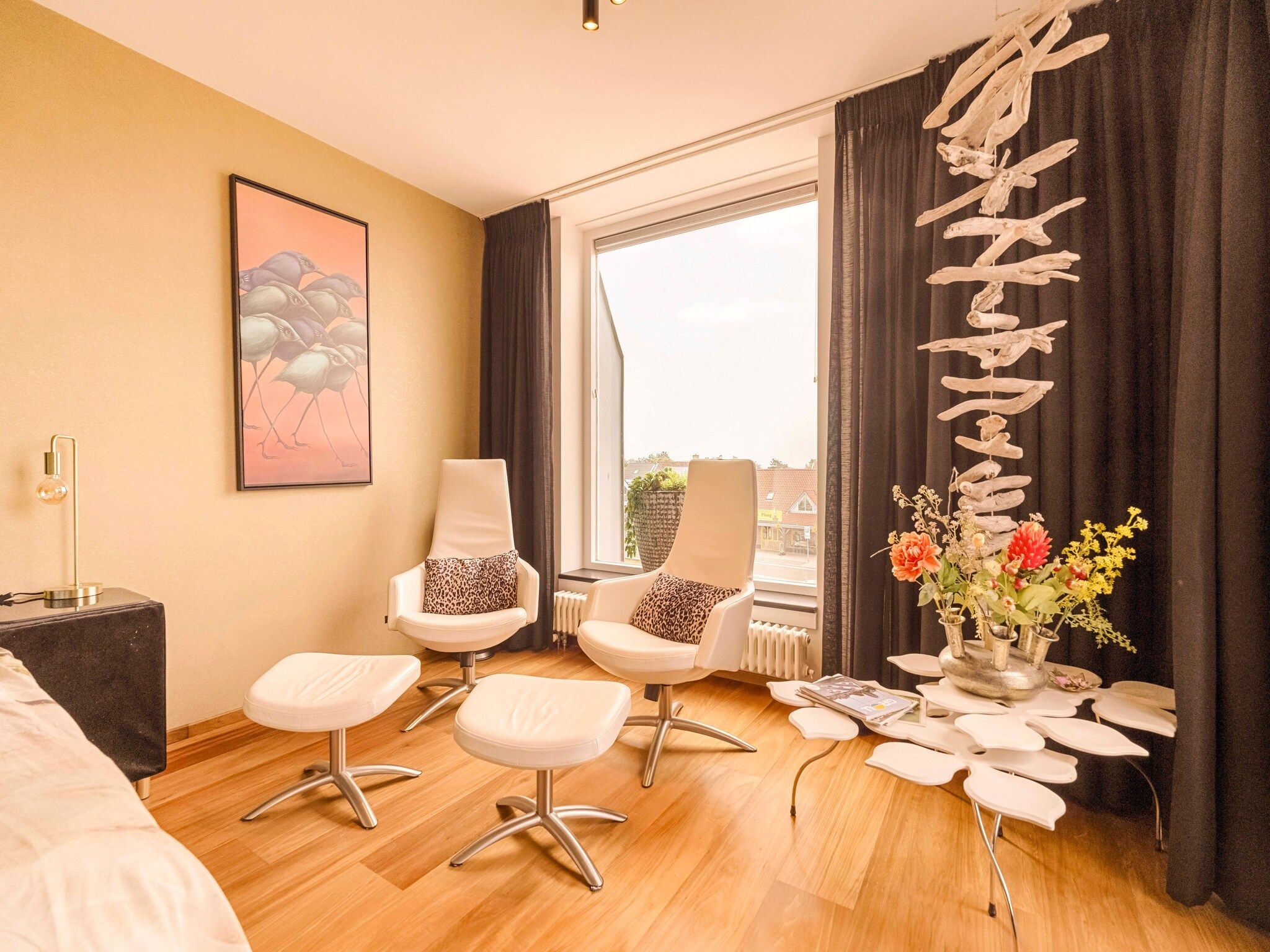De woonkamer van Suite "At the Beach" 23D in Callantsoog
