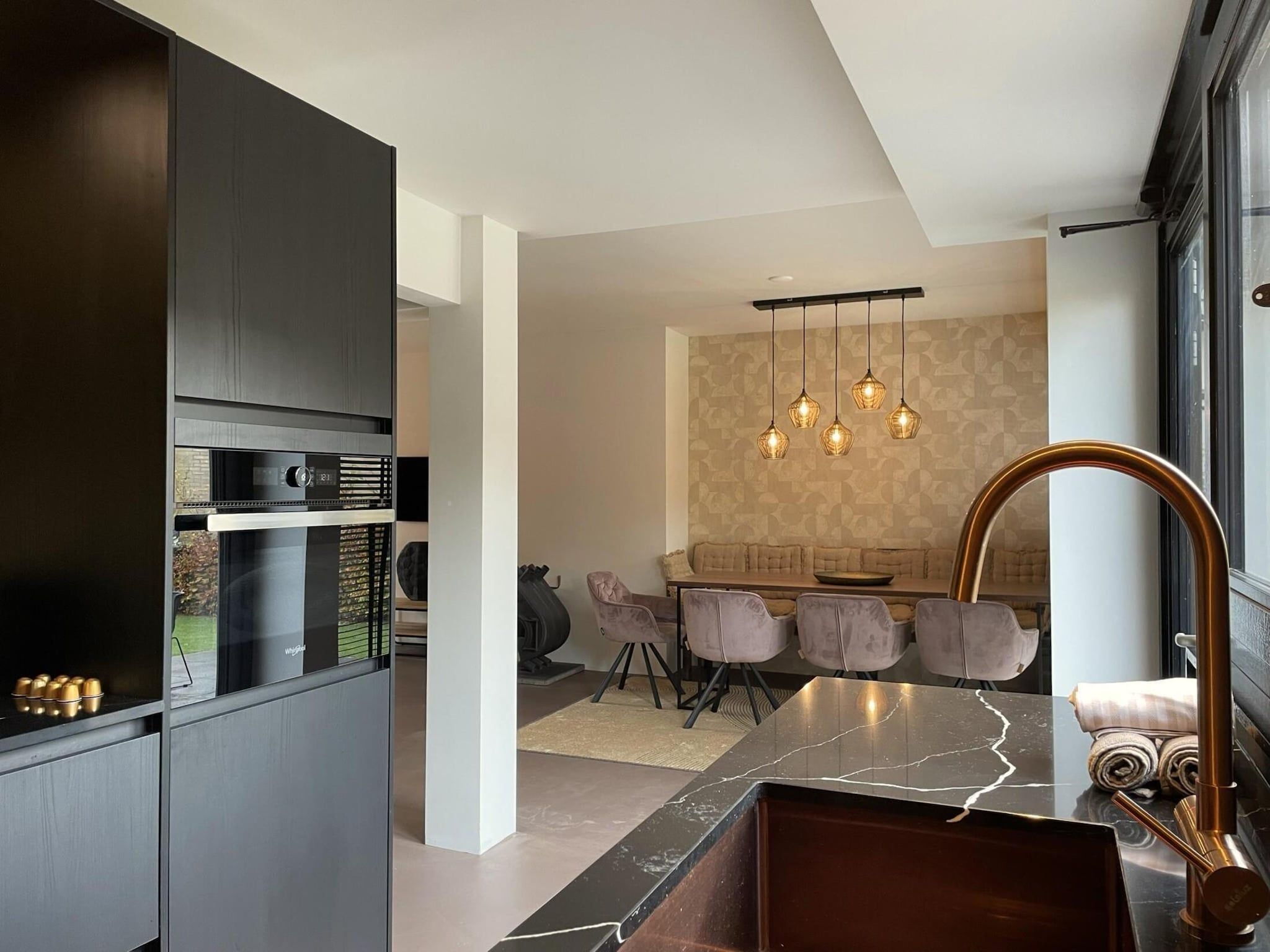 De keuken van 8-14 person group accommodation in Schoorl