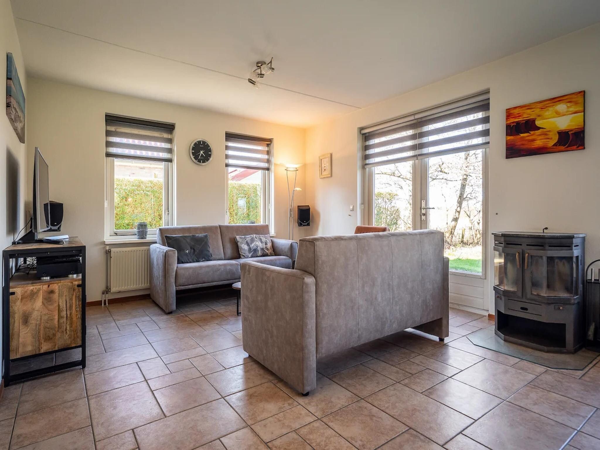 De woonkamer van 6-person villa in a Texel villa park in De Koog