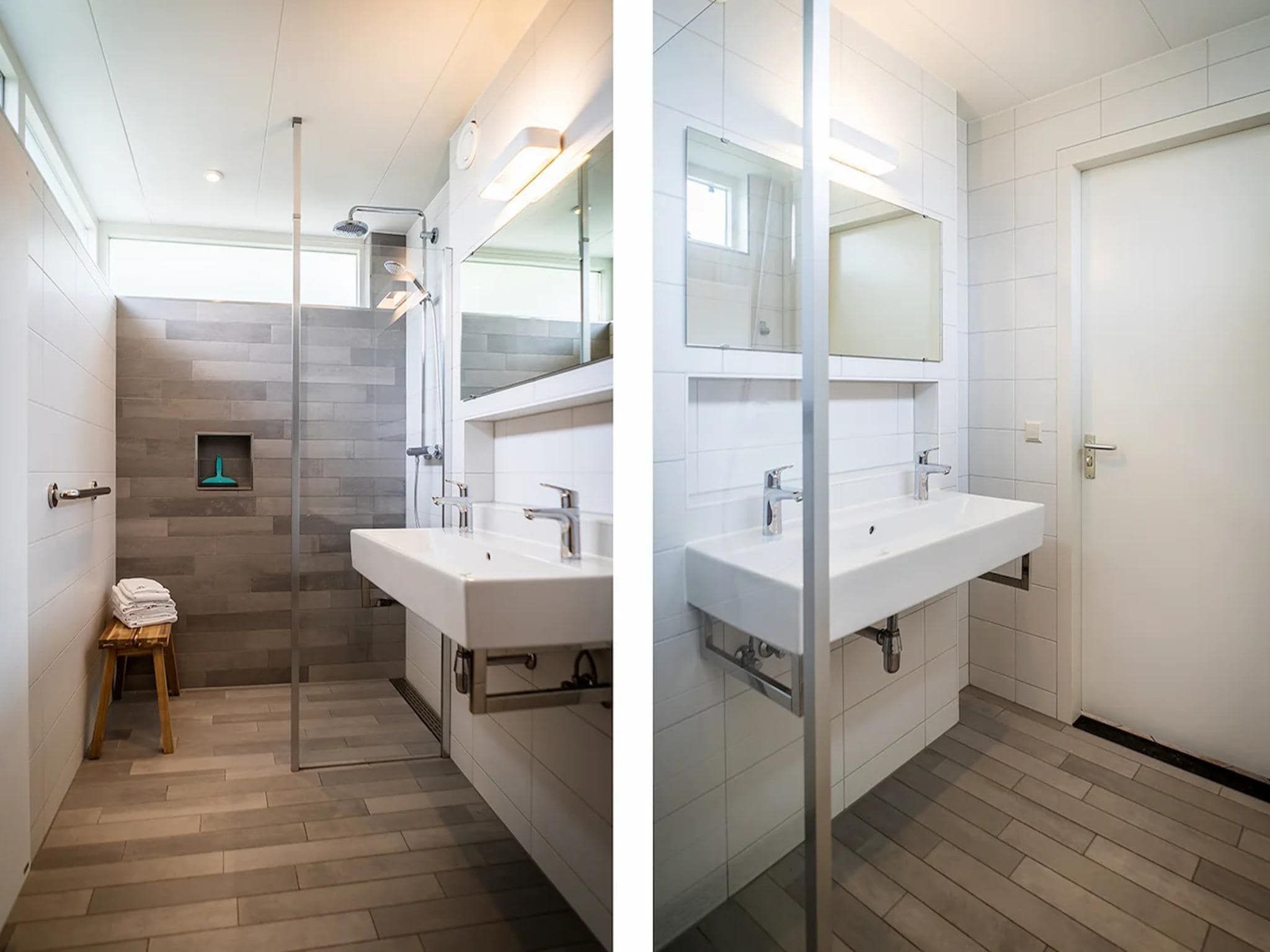 De badkamer van 6-person luxury villa with 2 bathrooms on Texel in De Koog