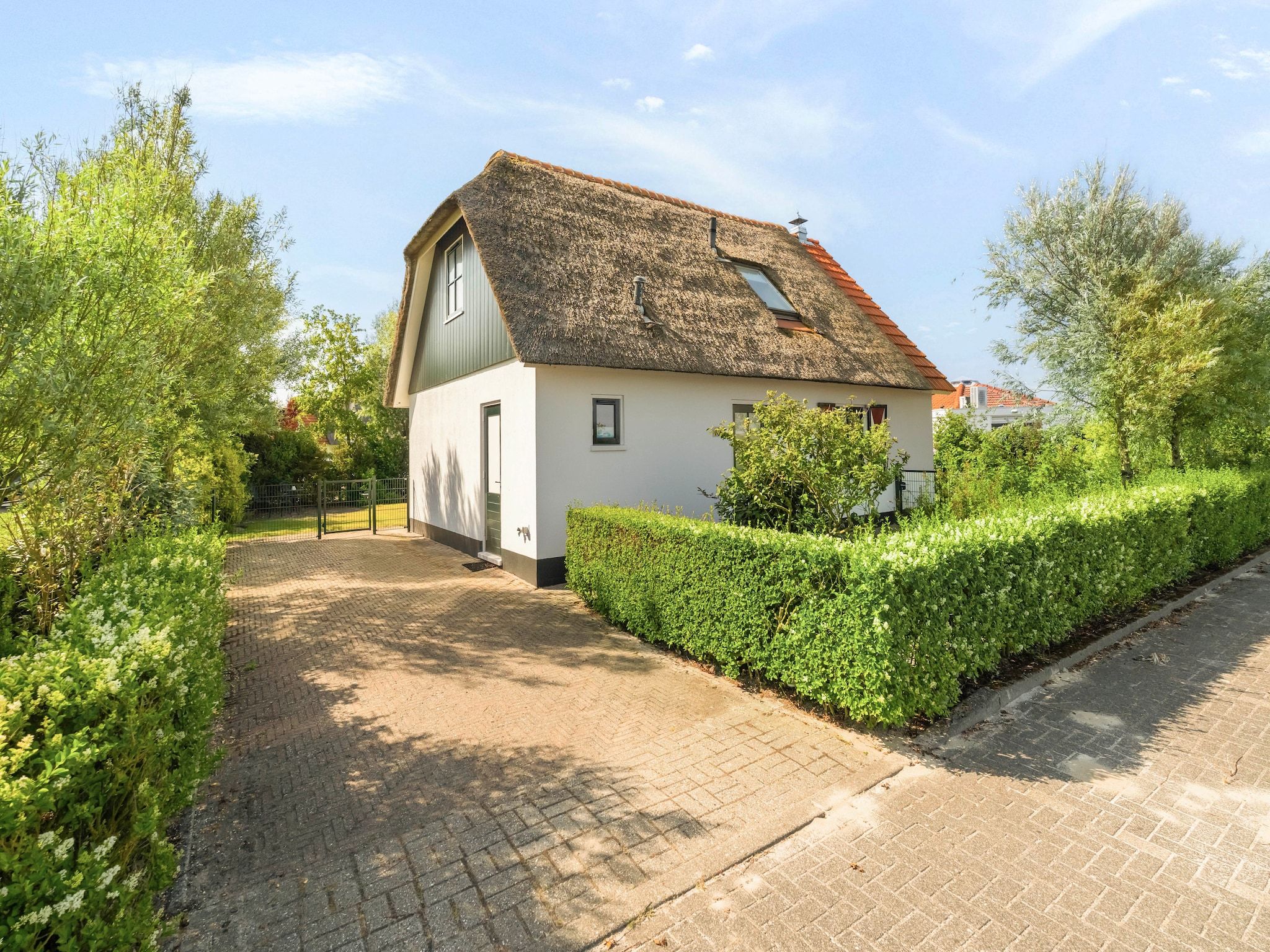 De buitenkant van De Buitenplaats 150 in Callantsoog