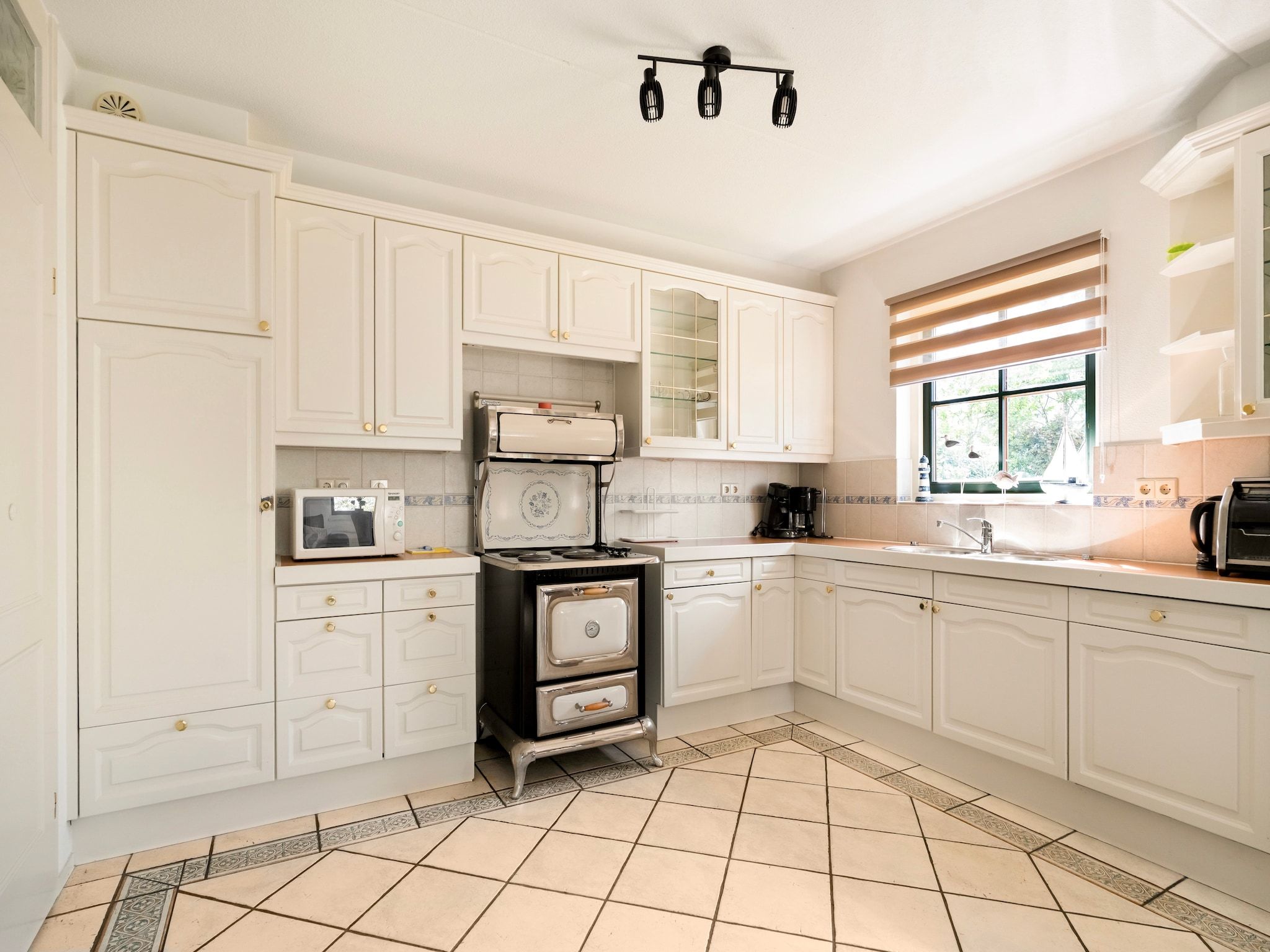 De keuken van De Buitenplaats 150 in Callantsoog
