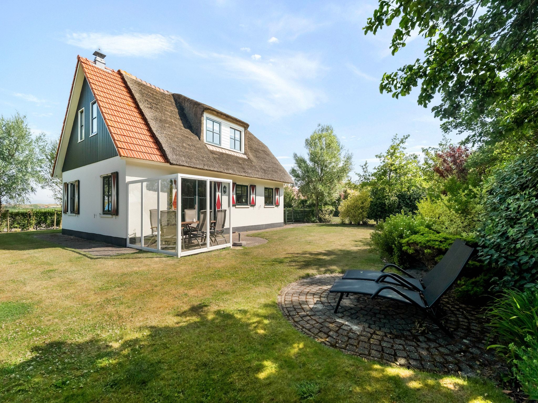 De buitenkant van De Buitenplaats 150 in Callantsoog