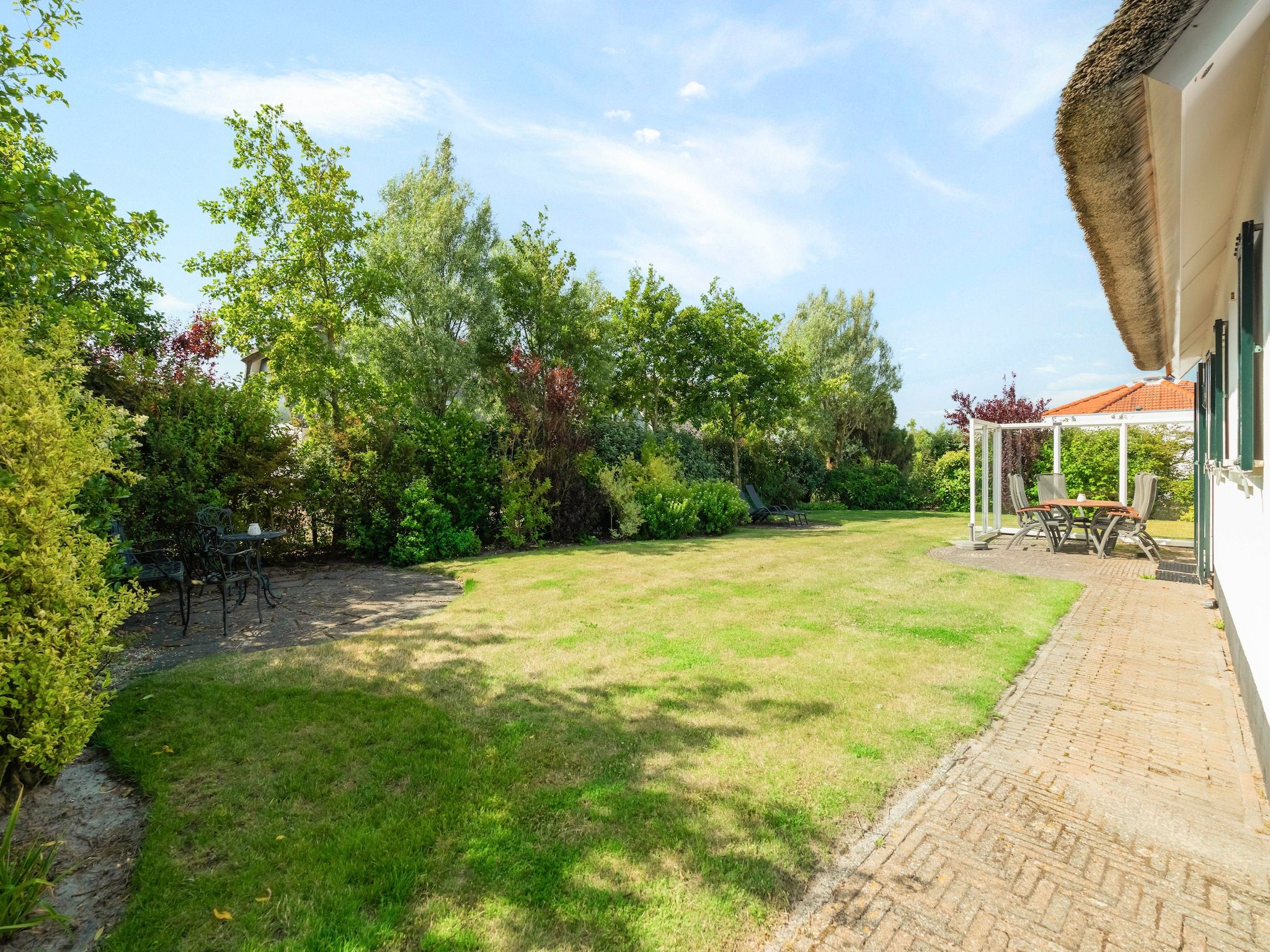 De tuin van De Buitenplaats 150 in Callantsoog