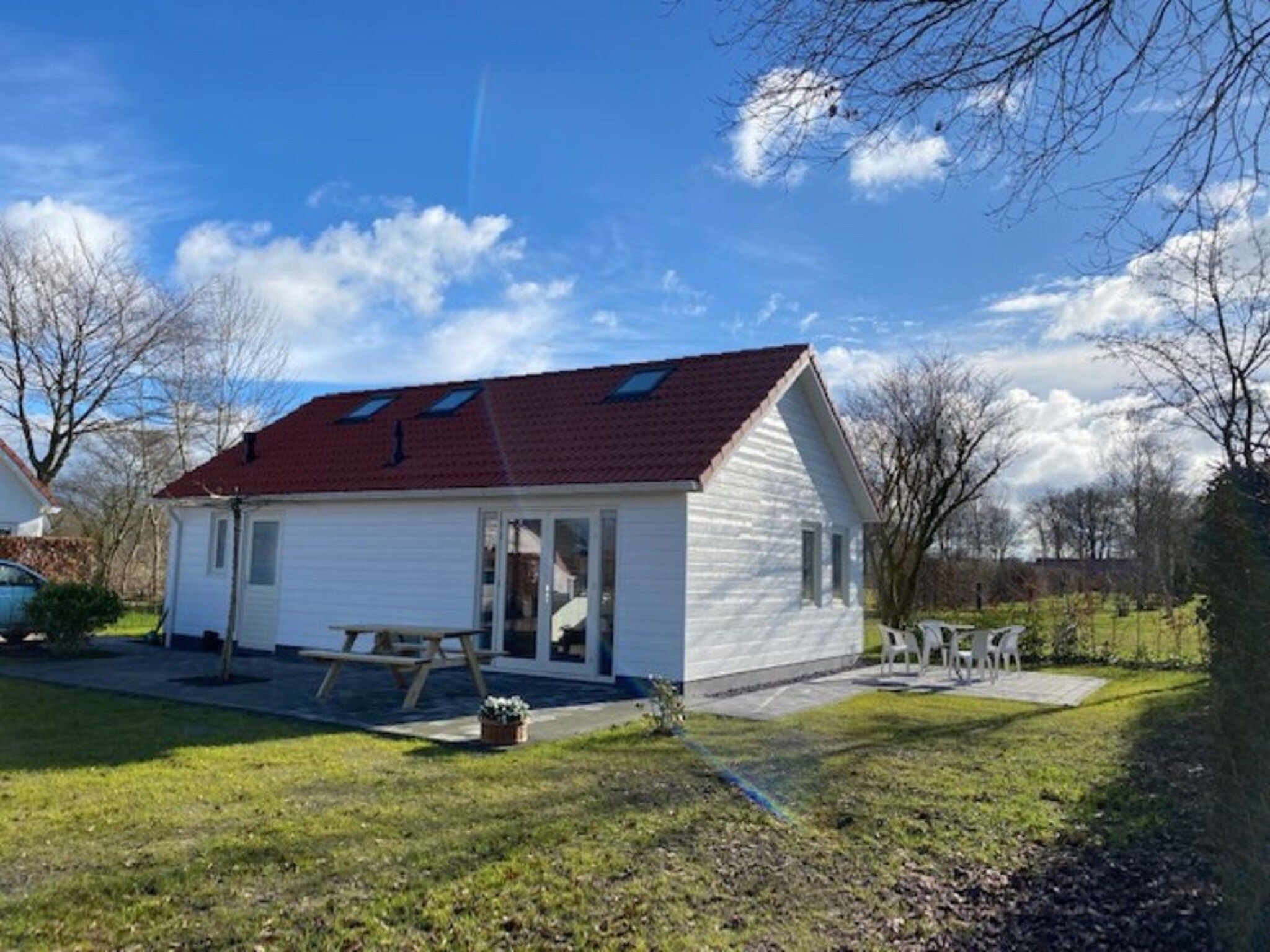 De buitenkant van Landgoed Eysinga State 2 in Sint Nicolaasga