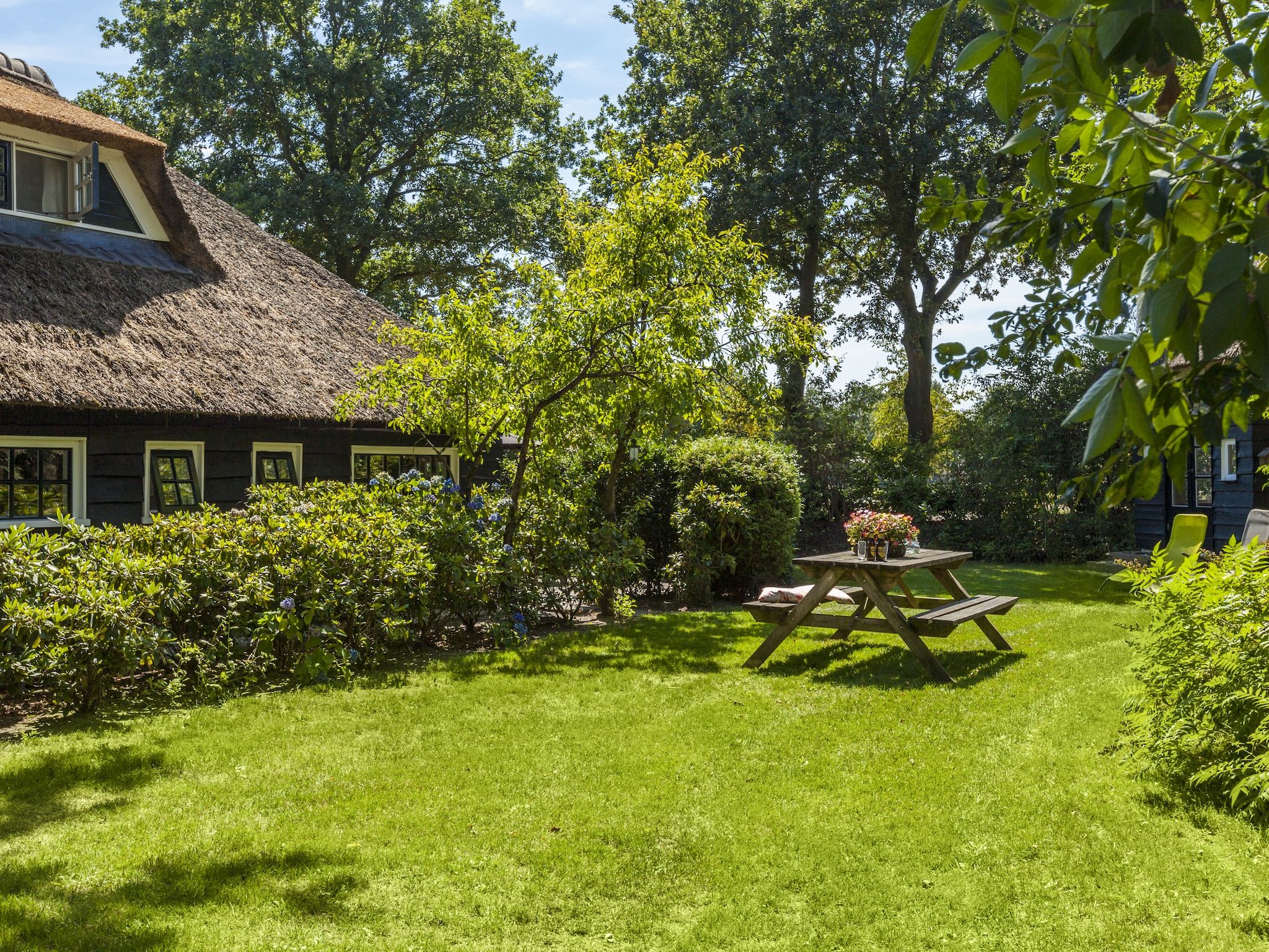 De tuin van De Hytte in Balkbrug