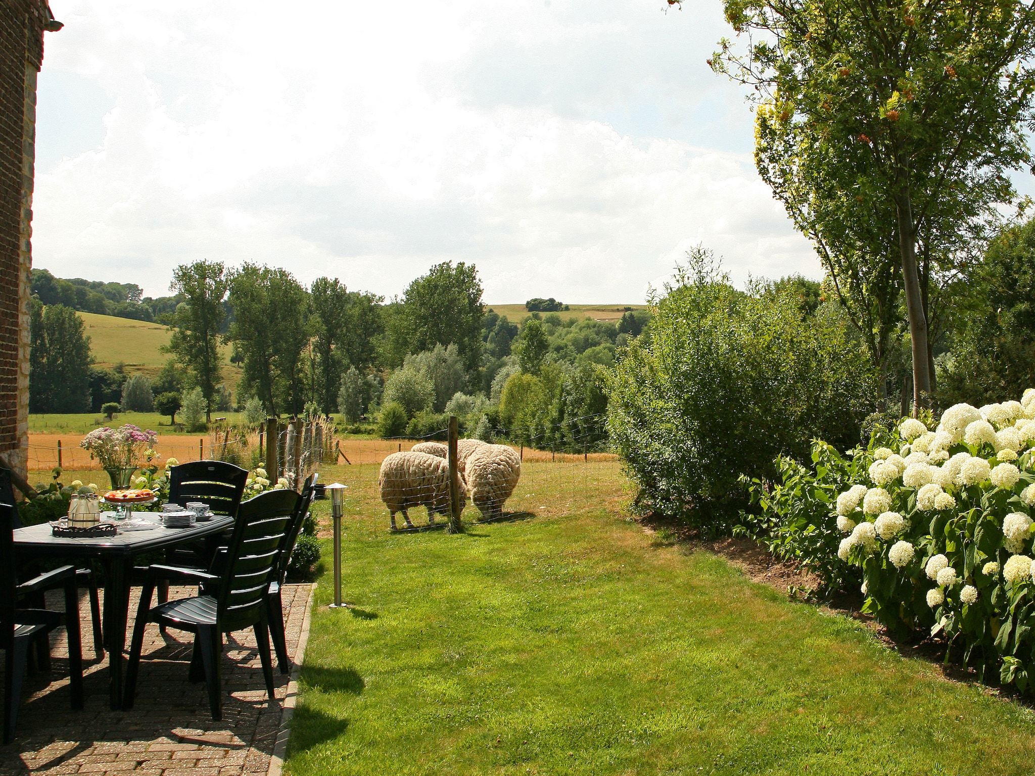 De tuin van Hoeve in gunne winkel 1 in Wijlre