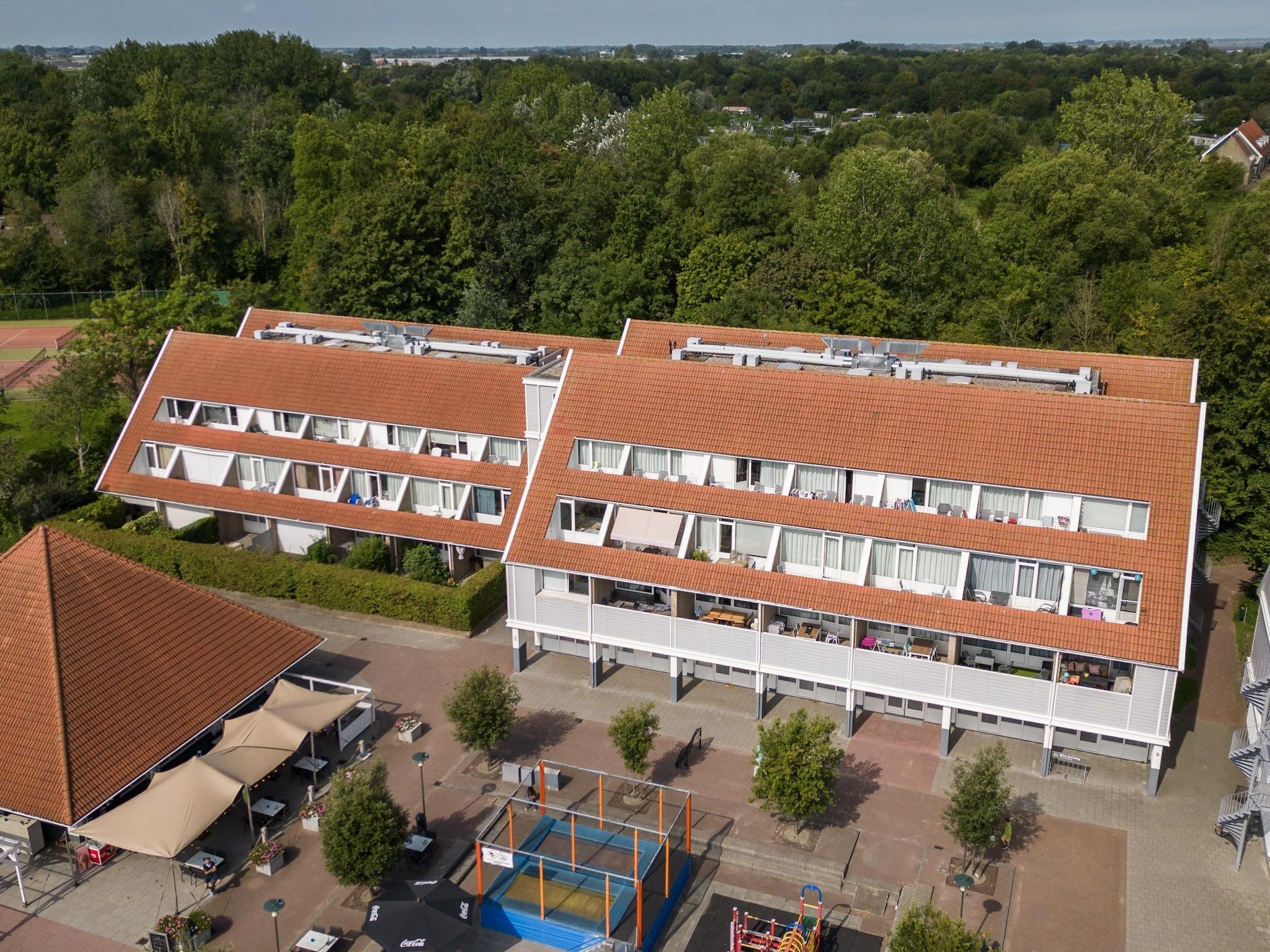 De buitenkant van Aquadelta 22 in Bruinisse