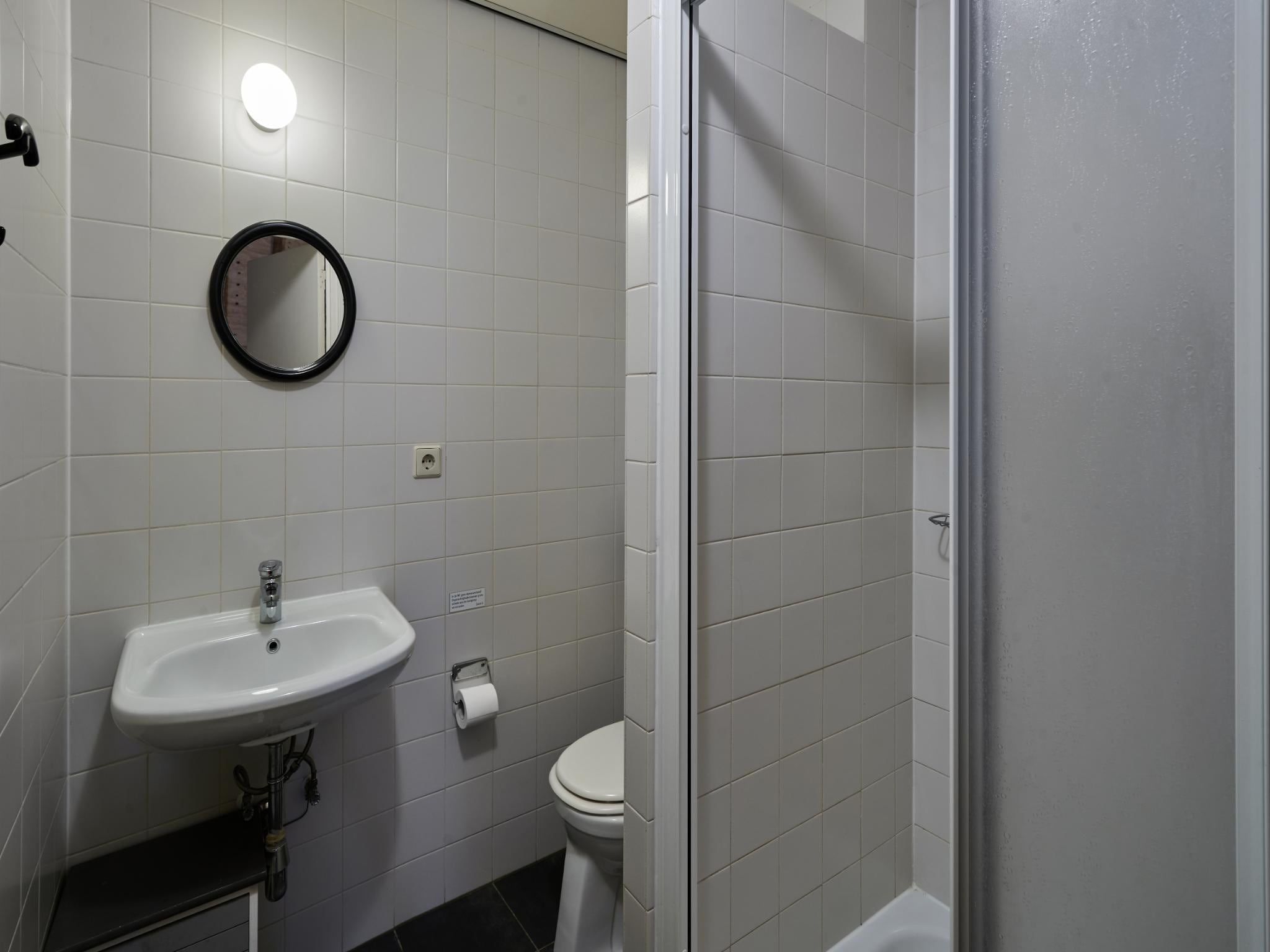 De badkamer van Meschermolen 9 in Mesch-Eijsden