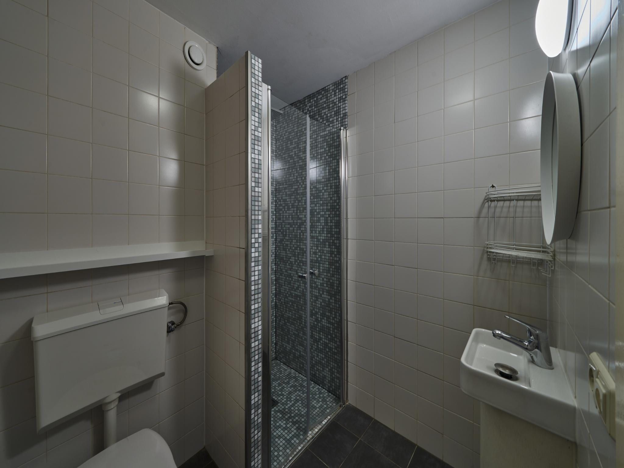 De badkamer van Meschermolen 9 in Mesch-Eijsden