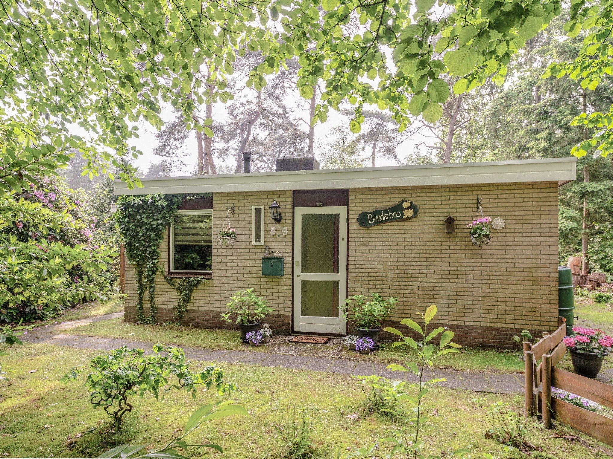 De buitenkant van Bunderbos in Ommen
