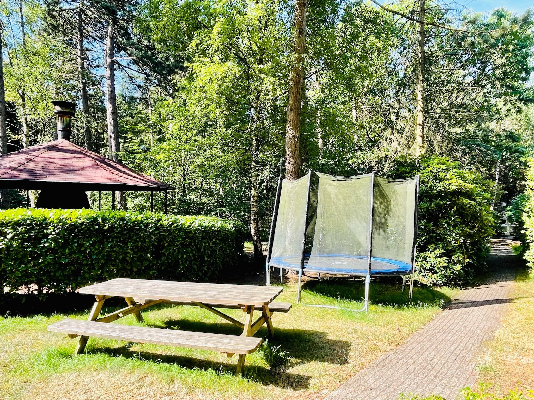 Voorzieningen bij De grove Den in Doornspijk