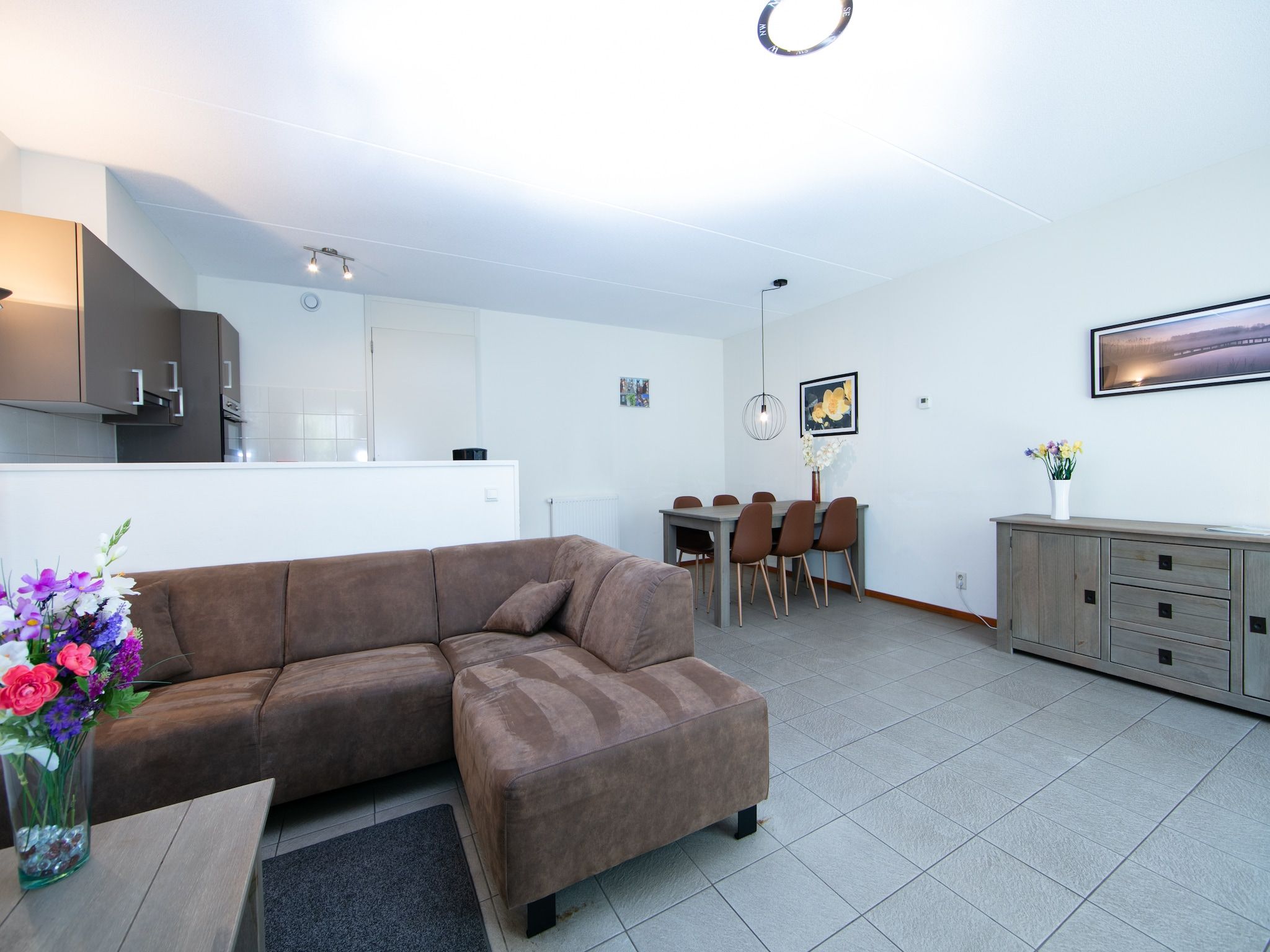 De woonkamer van Vakantiepark Horsetellerie 4 in Hardenberg (rheezerveen)