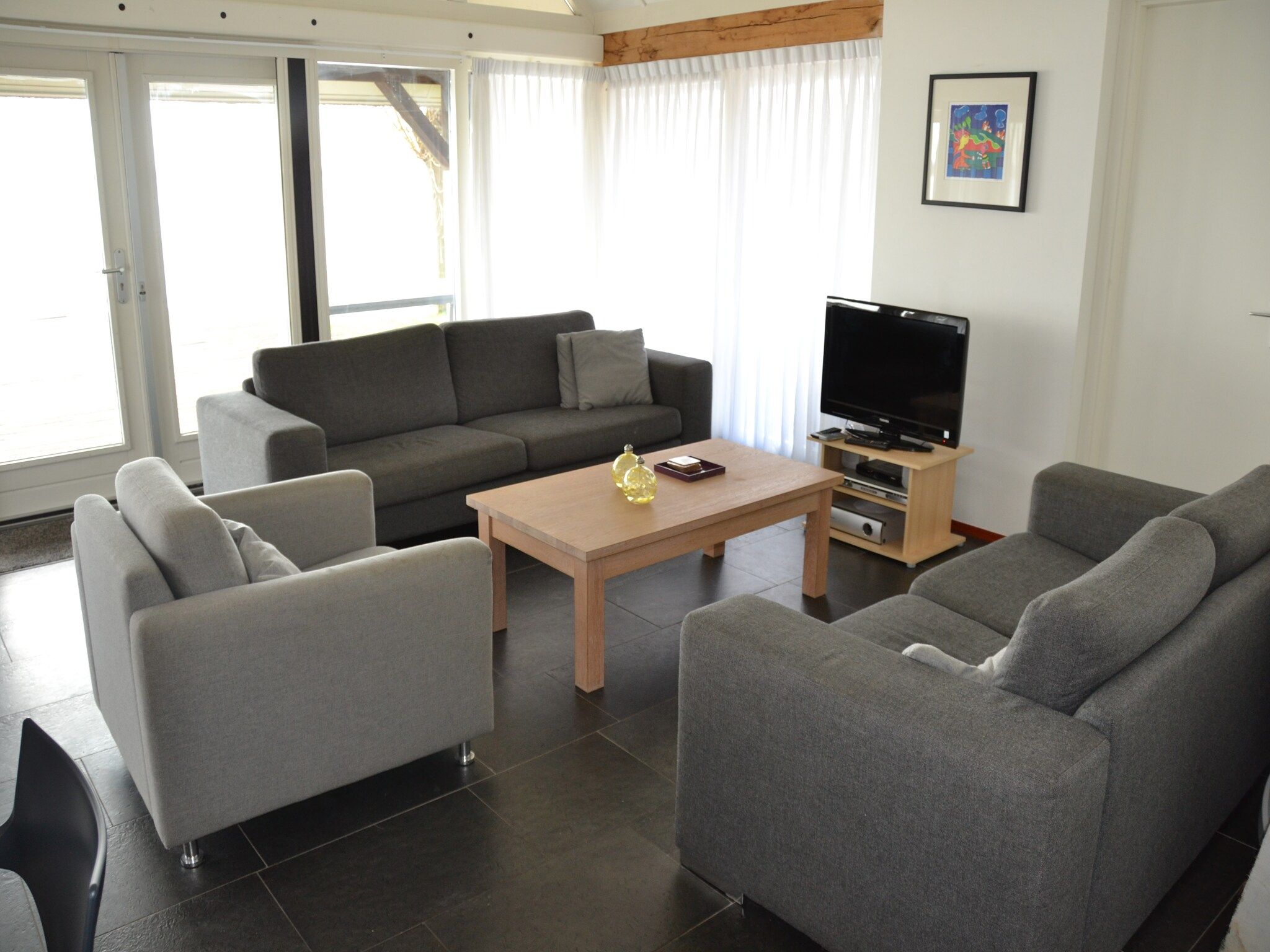 De woonkamer van Waterpark Belterwiede 3 in Wanneperveen