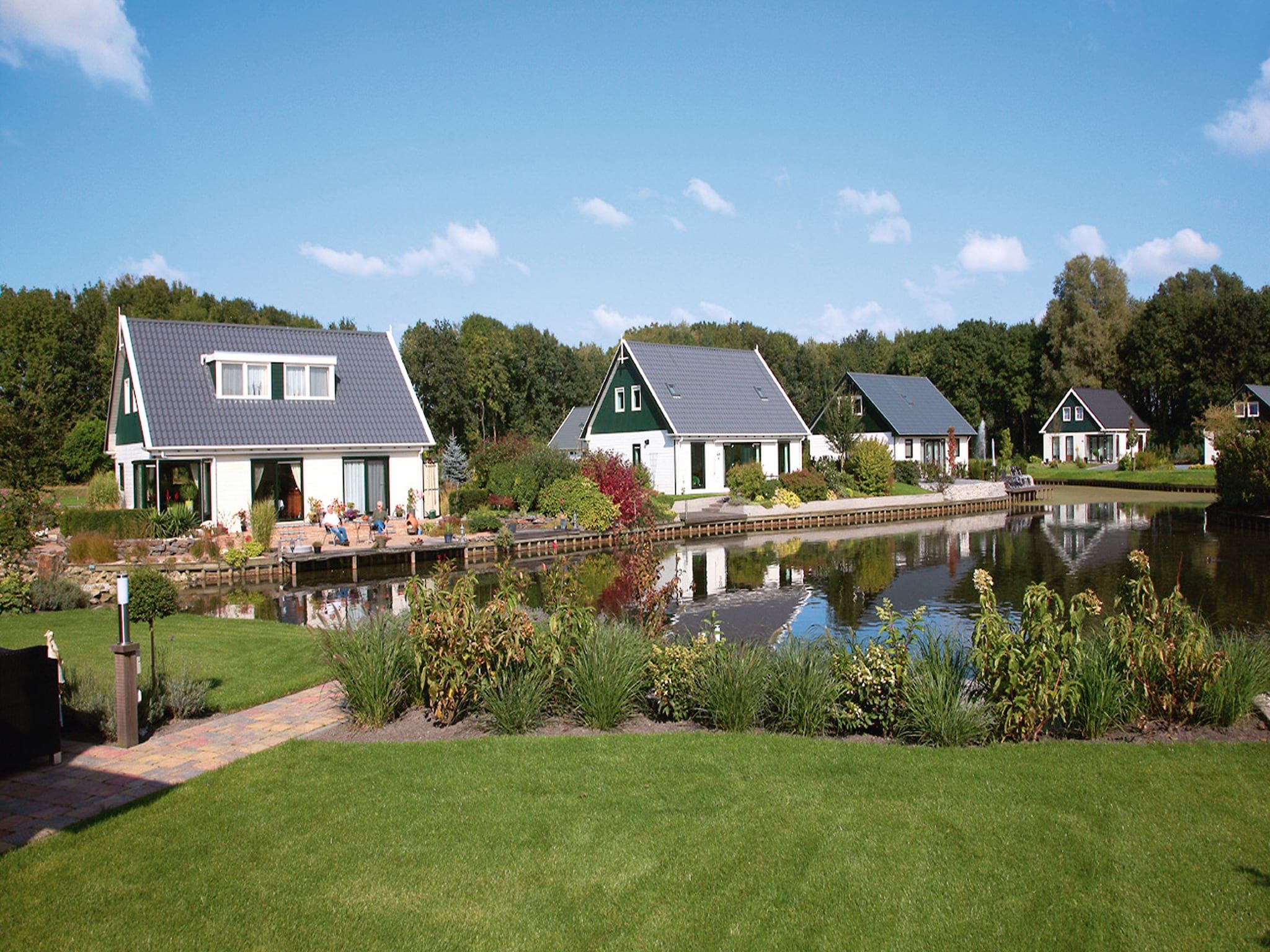 De buitenkant van Hunzepark 7 in Gasselternijveen