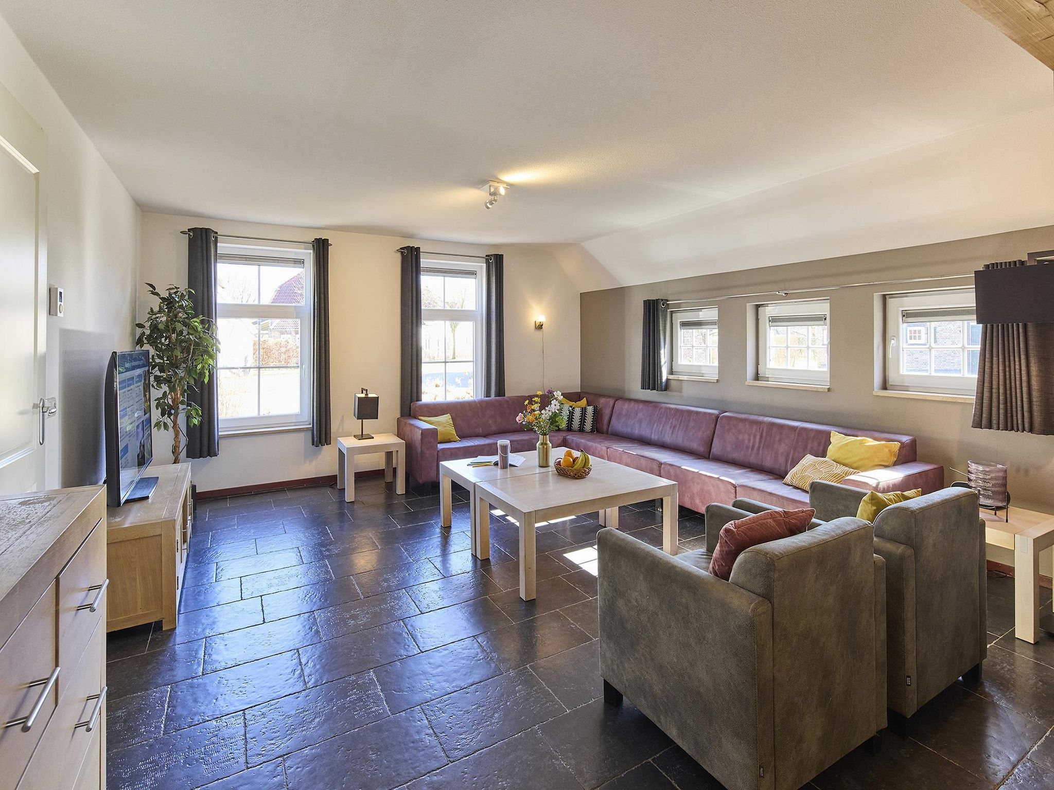 De woonkamer van Buitenhof De Leistert 7 in Roggel
