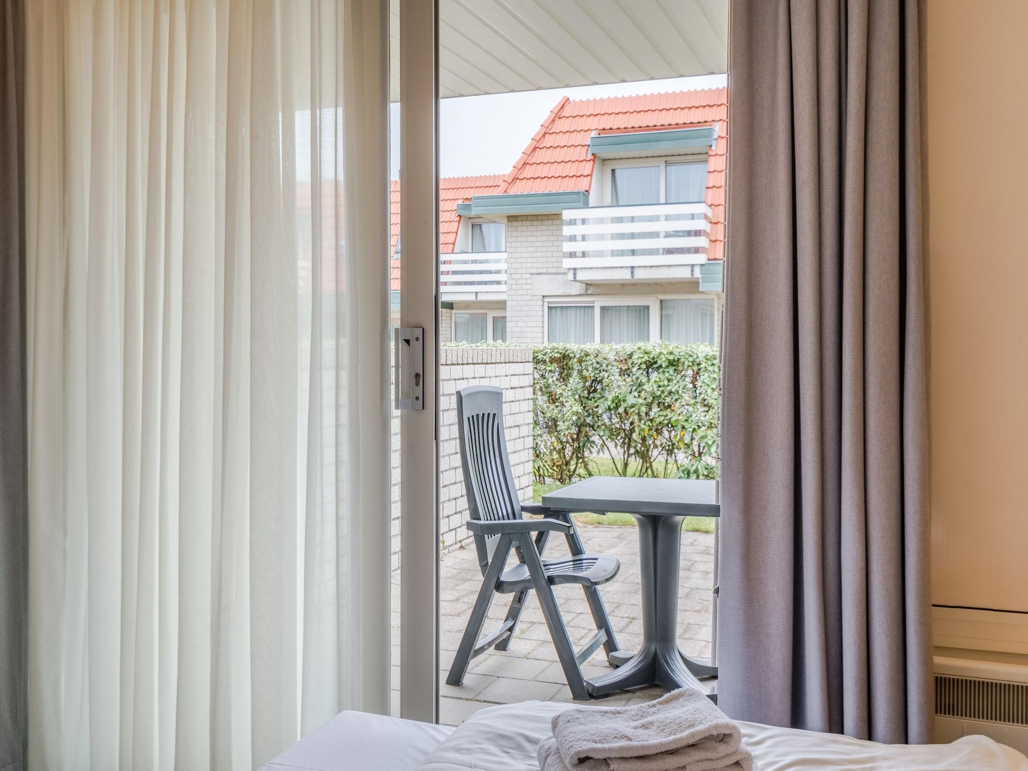 Het terras van Bosch en Zee 4 in De Koog Texel