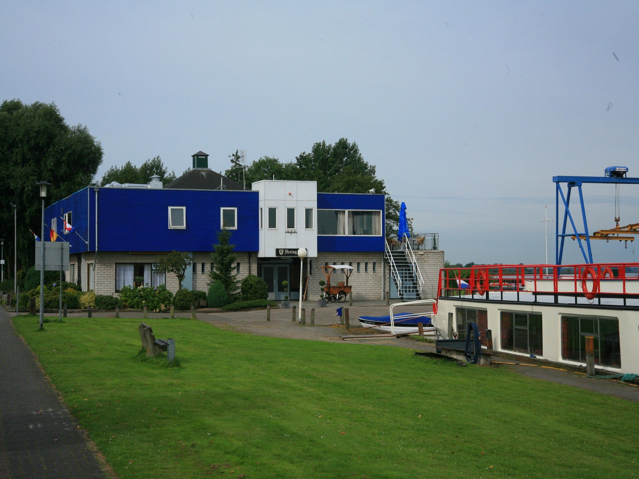 Parkfaciliteiten bij Villapark Schildmeer 2 in Steendam