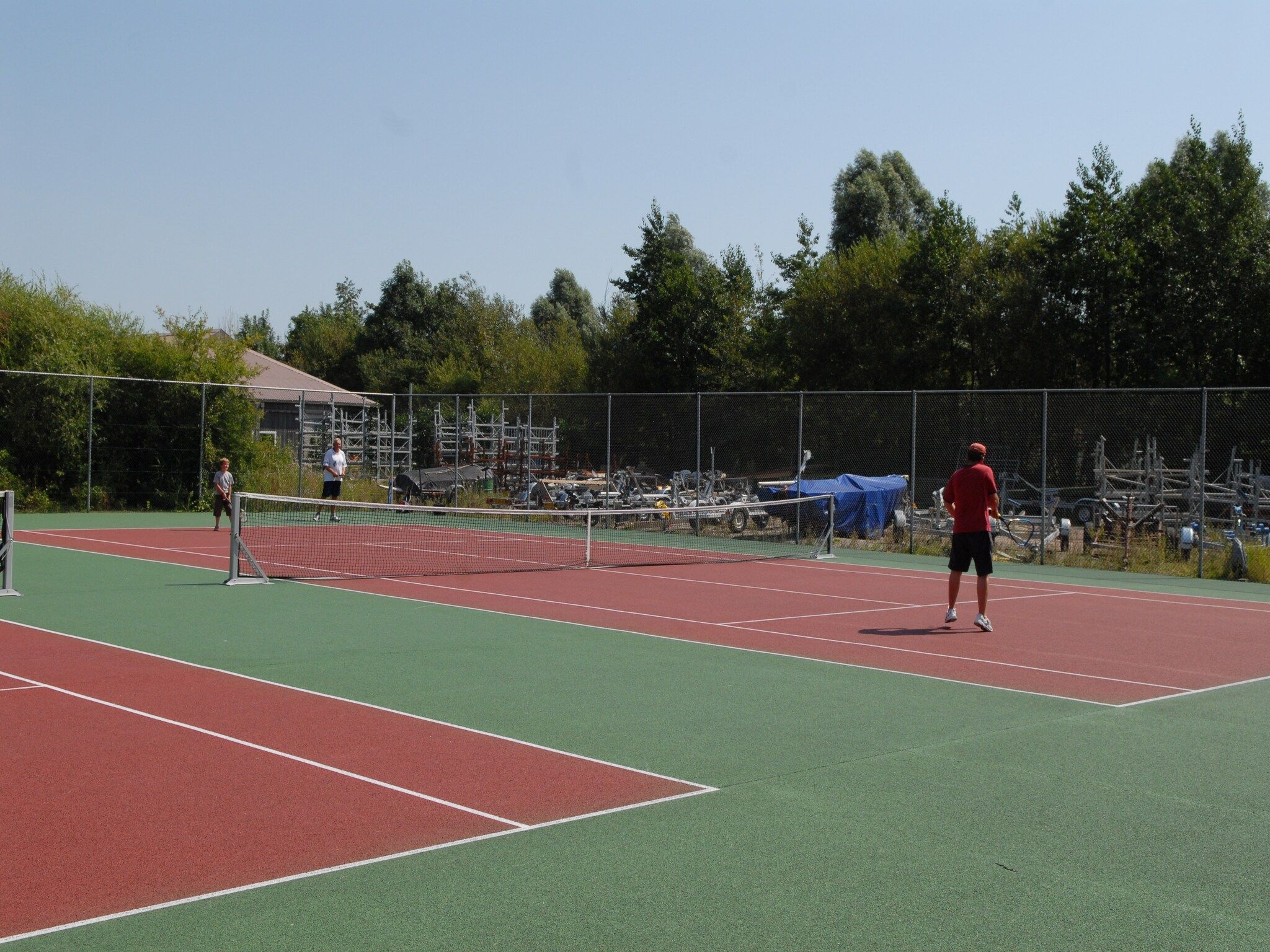 Parkfaciliteiten bij Buitenplaats It Wiid 1 in Eernewoud