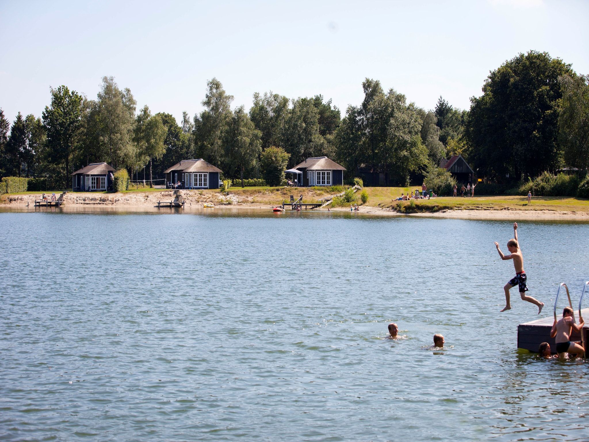 Het uitzicht vanaf Recreatiepark Tolplas 2 in Hoge Hexel