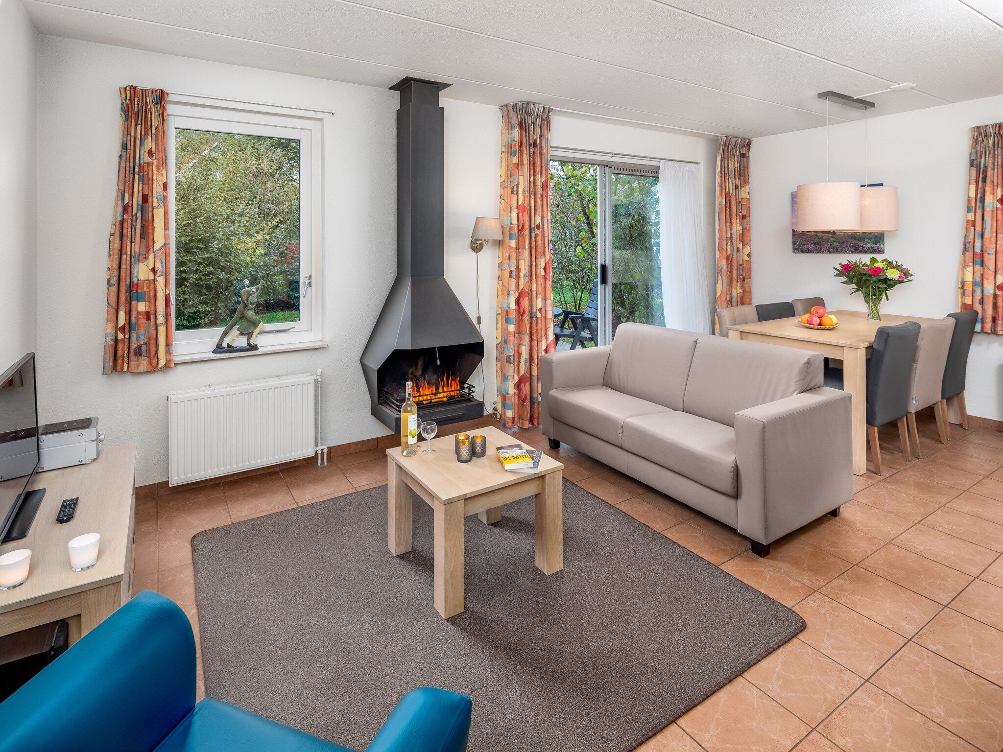 De woonkamer van Het Drentse Wold 1 in Hoogersmilde