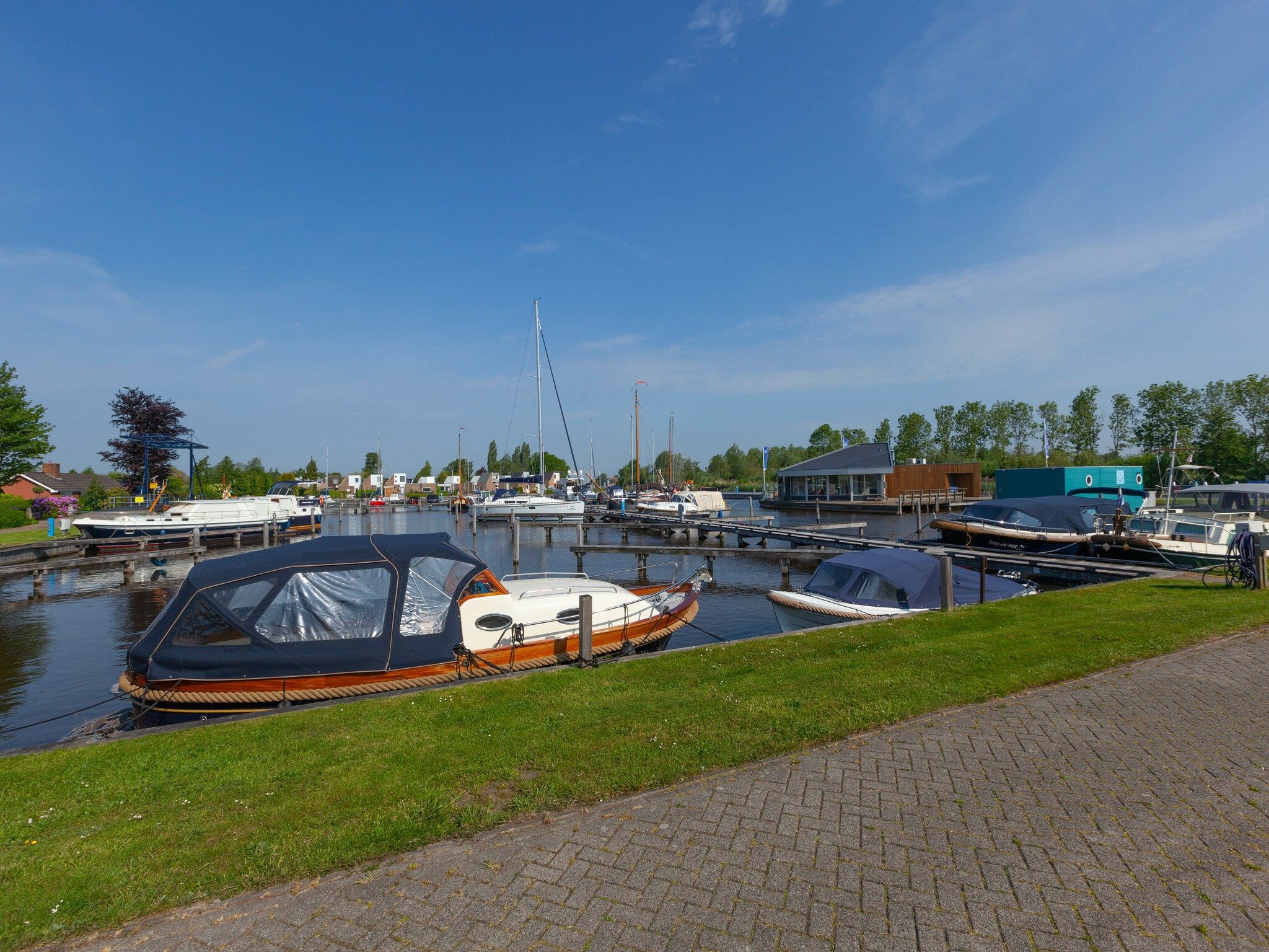 De omgeving van Lyts Sypenstien in Langweer
