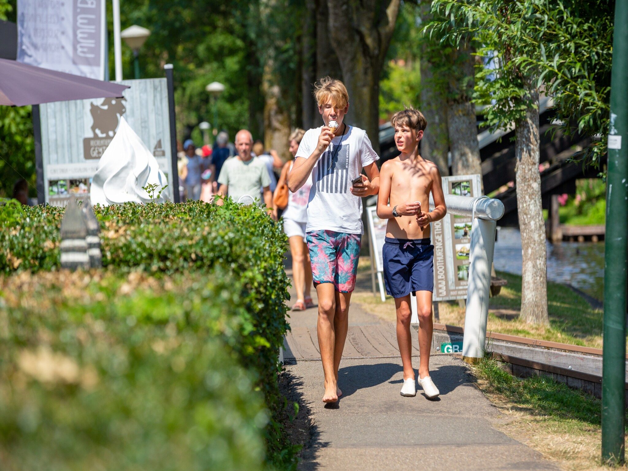 De omgeving van Villapark De Weerribben 2 in Paasloo