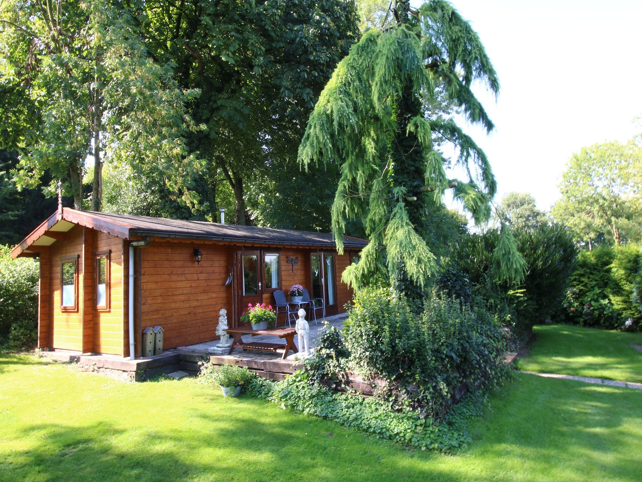 De buitenkant van Chaletpark Kuiperberg 7 in Ootmarsum