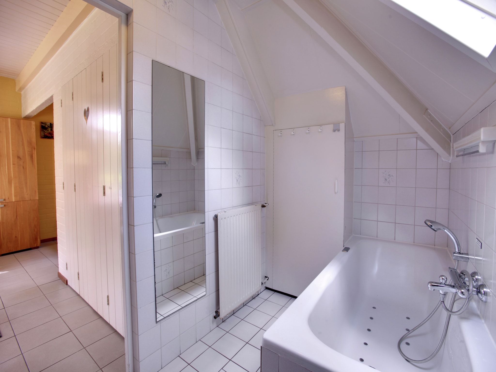 De badkamer van Buitenplaats Gerner 2 in Dalfsen