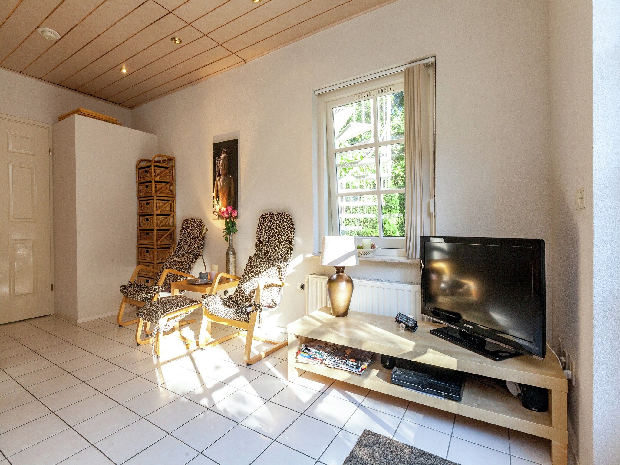De woonkamer van Vier Duinen in Oostkapelle