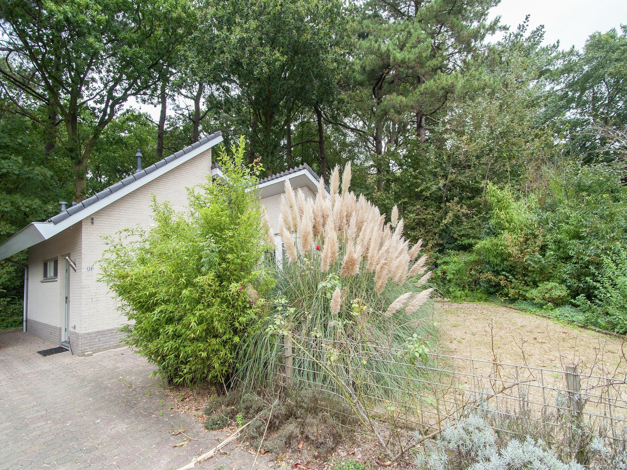 De buitenkant van Boshof in Schoorl