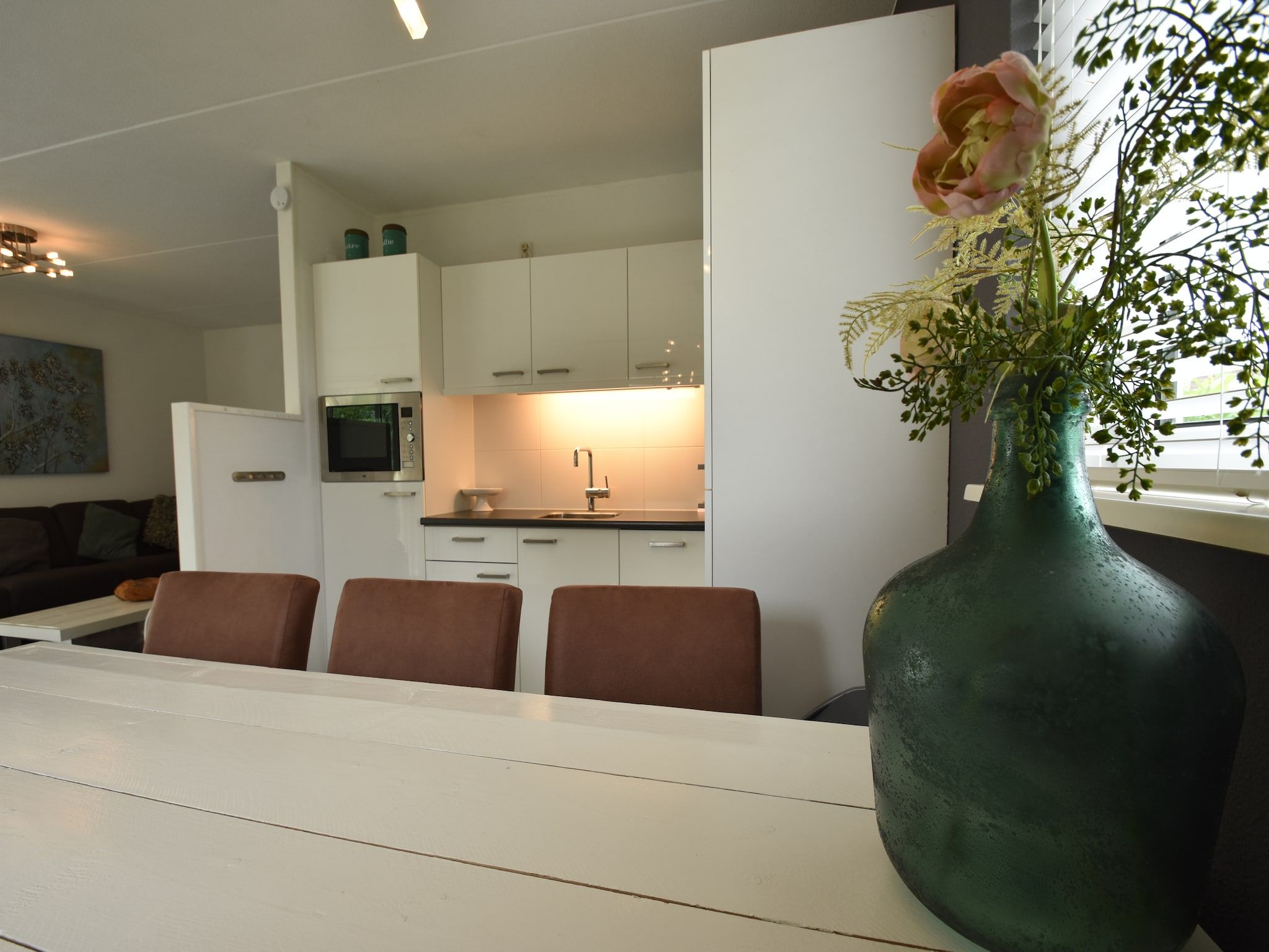 De eetkamer van Wellness aan het Water in Eernewolde in Earnewald