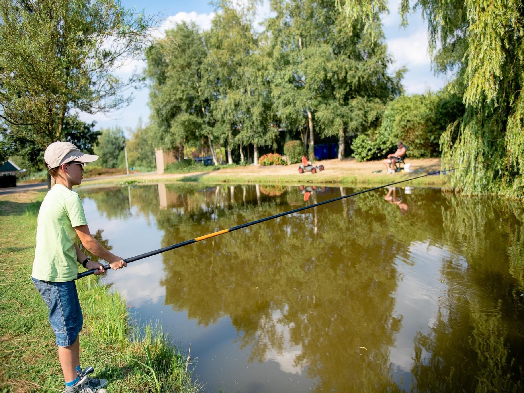 Parkfaciliteiten bij Villapark De Weerribben 5 in Paasloo