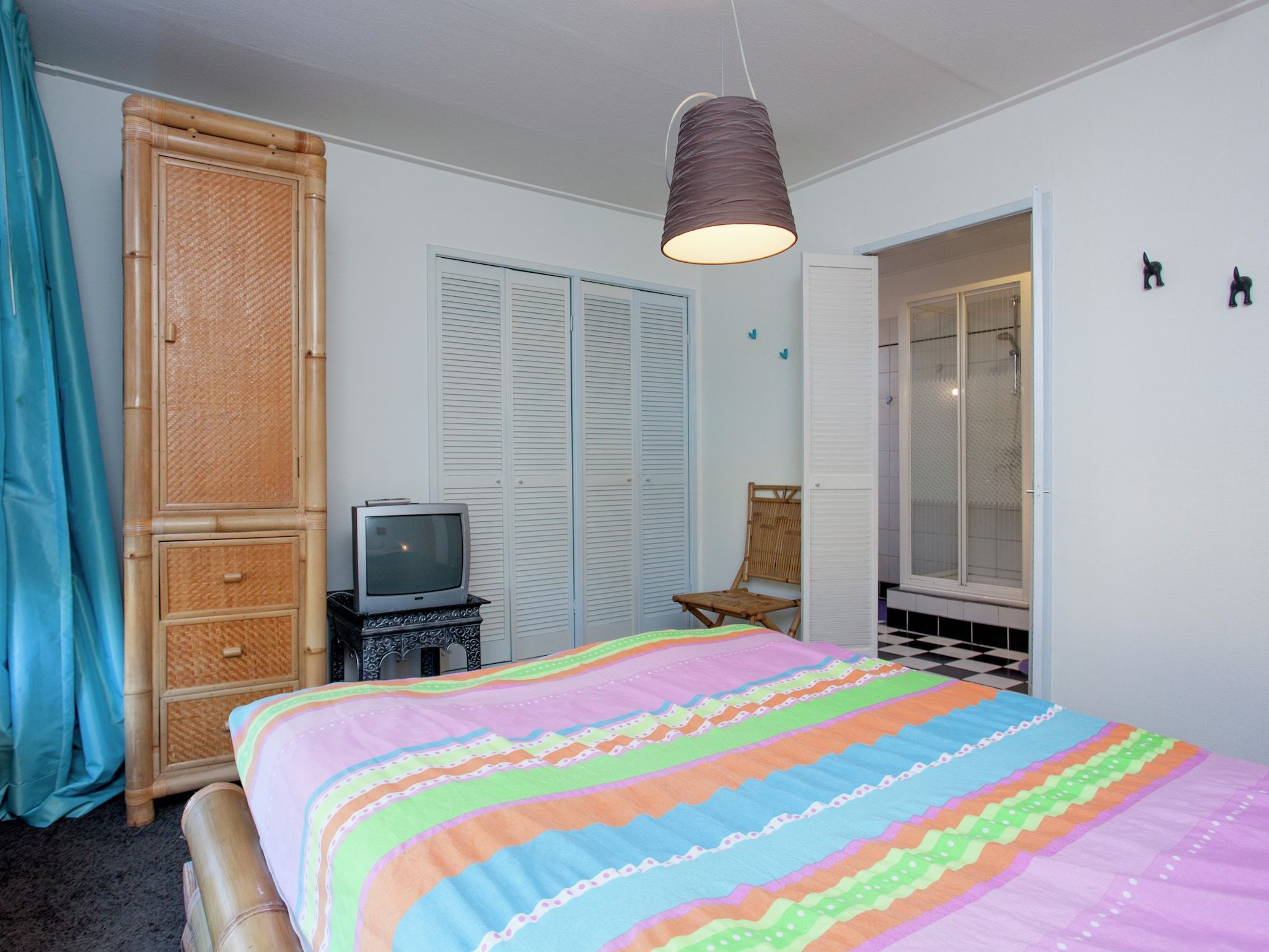 Een slaapkamer van Het Singeltje in Alkmaar