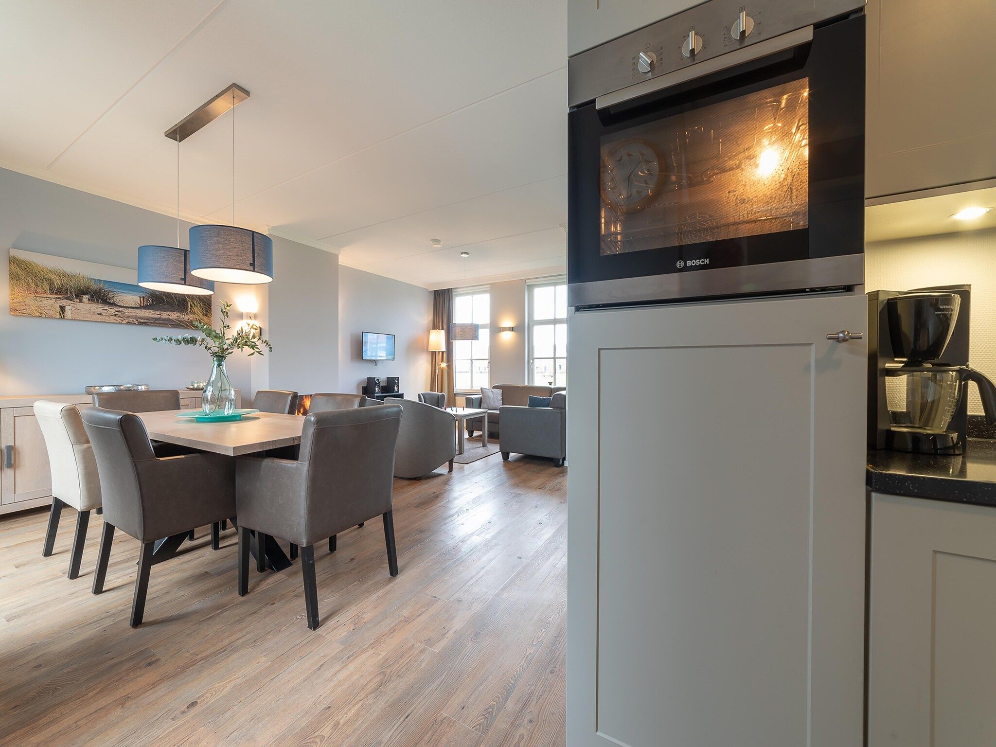 De eetkamer van Charming Beveland - 1 in Colijnsplaat