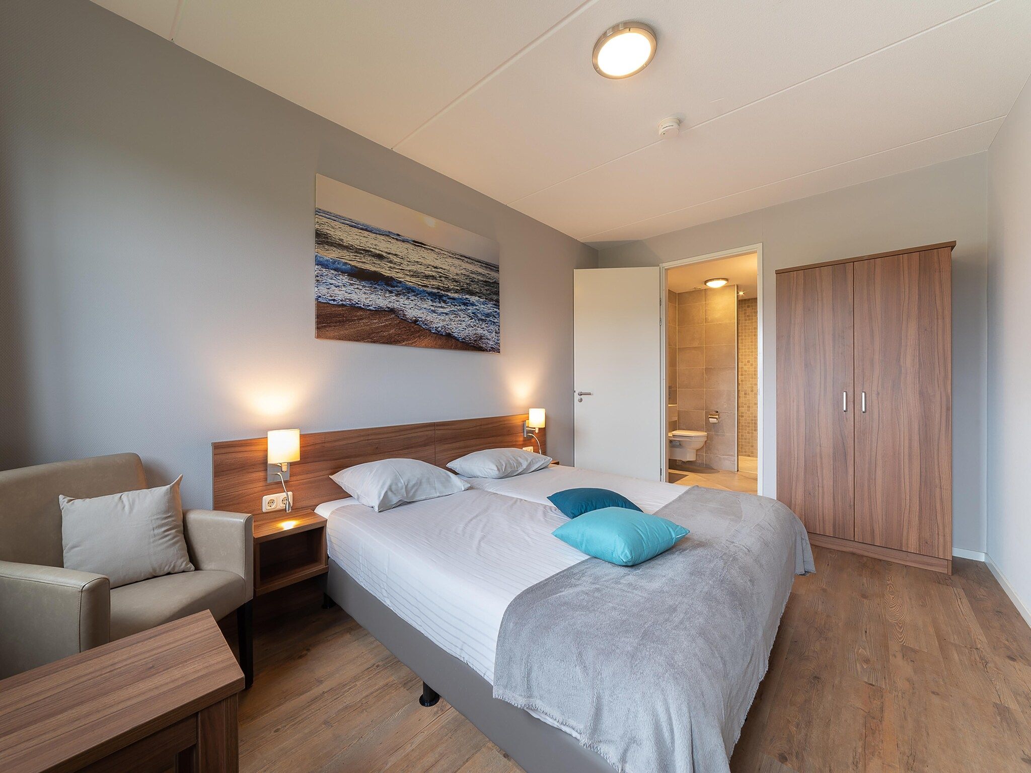 Een slaapkamer van Charming Beveland - 1 in Colijnsplaat