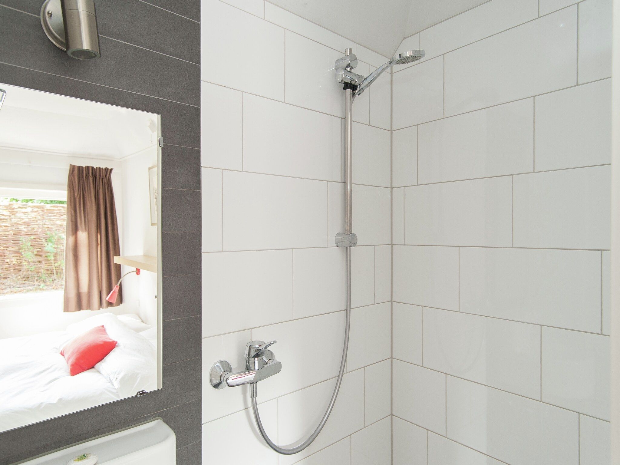 De badkamer van Romantisch Bergen in Bergen