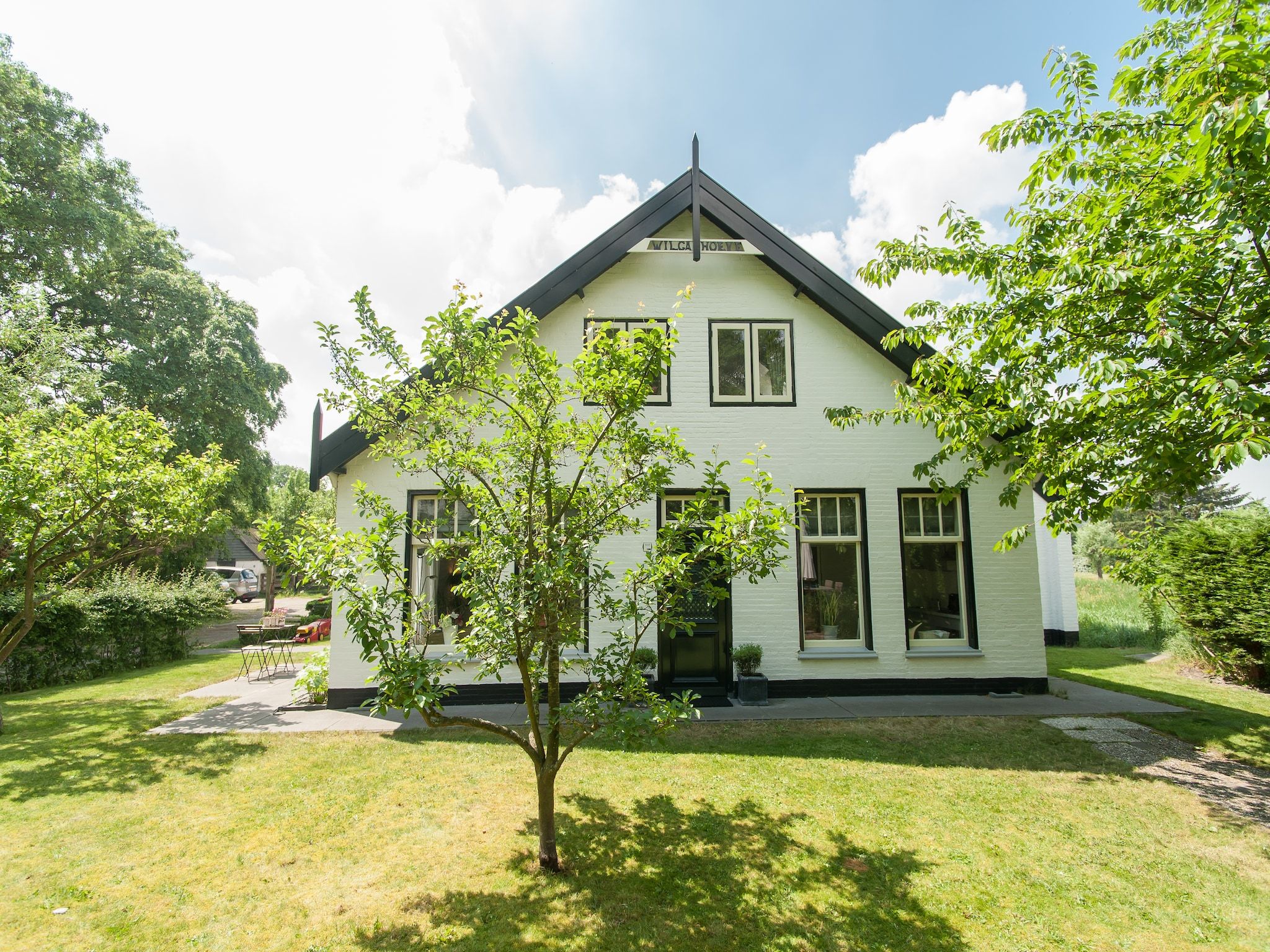 De buitenkant van Wilca Hoeve in Schoorl