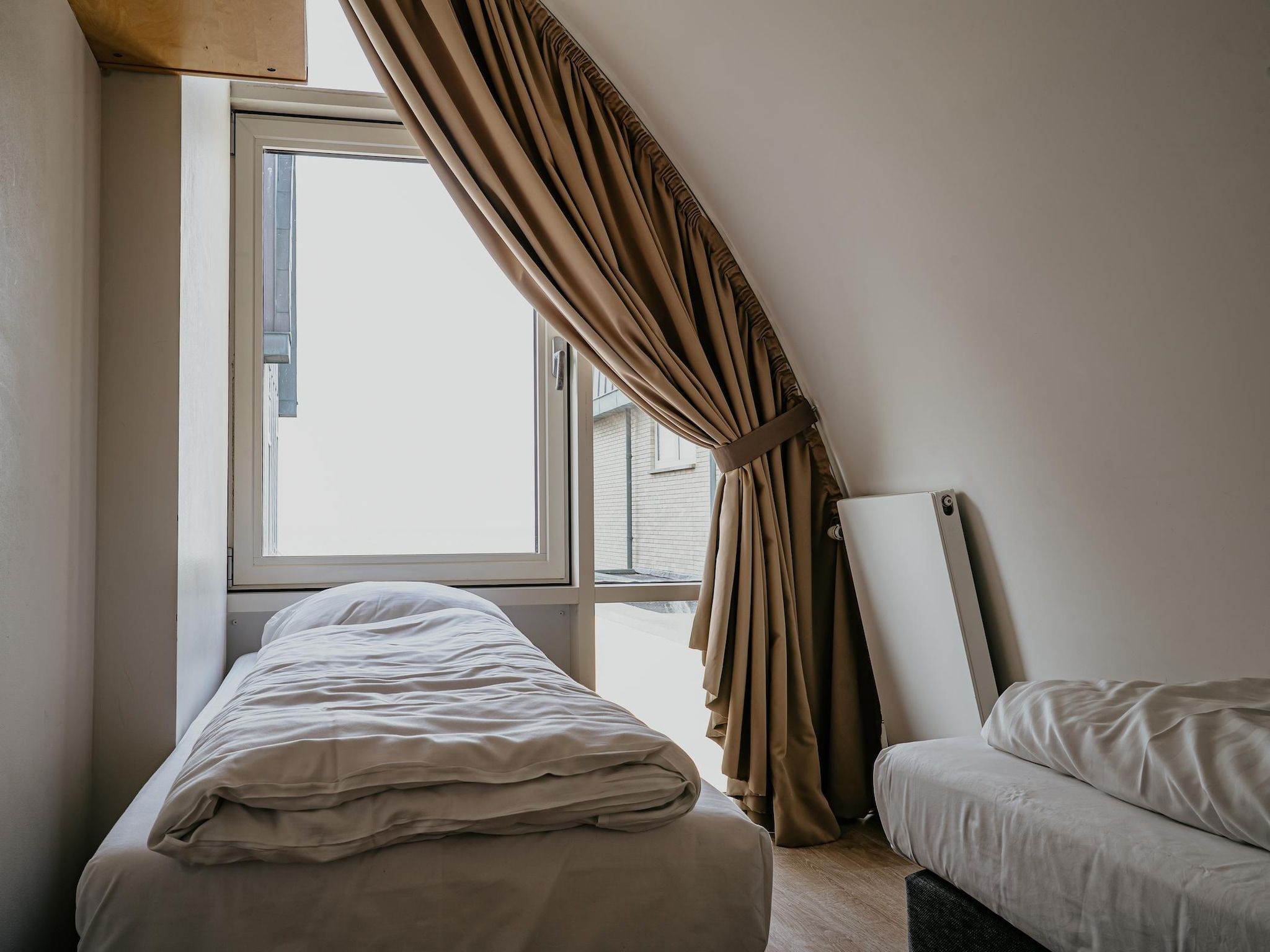 Een slaapkamer van De ZeeParel Sea Life in Egmond aan zee