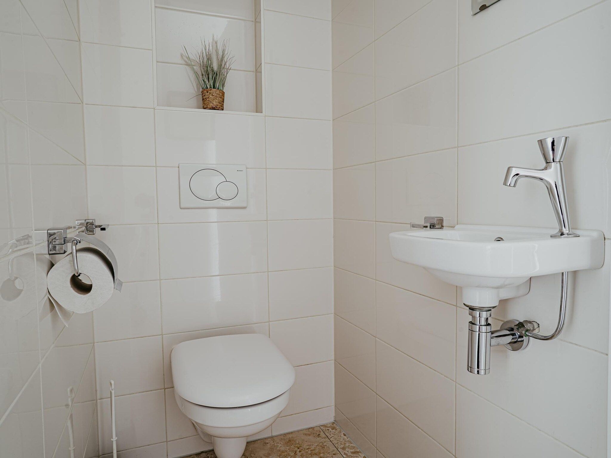De badkamer van De ZeeParel Sea Crab in Egmond aan zee
